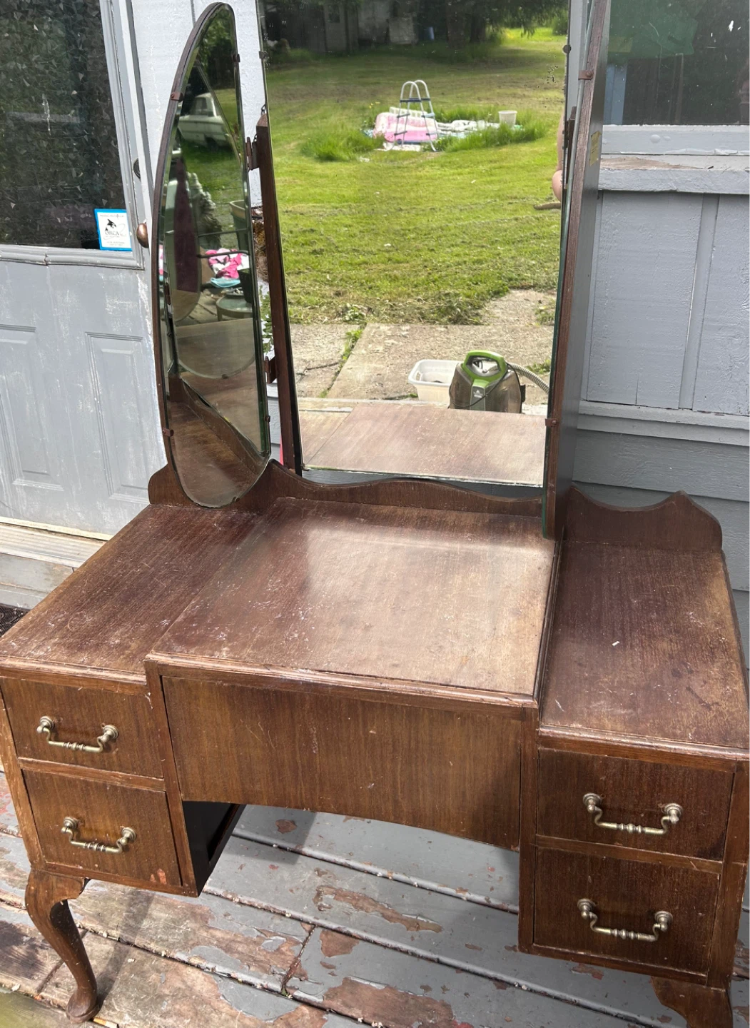 Vintage Vanity Desk with Tri-Fold Mirror
