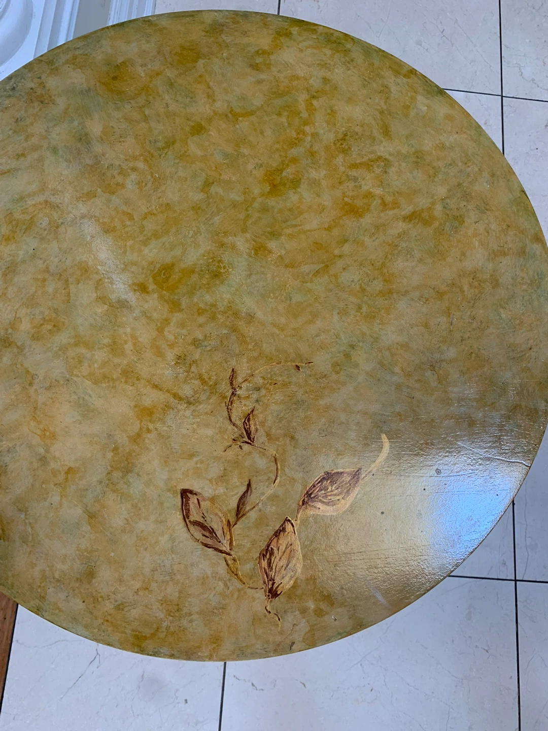 Round Accent Table with Decorative Top - photo 2