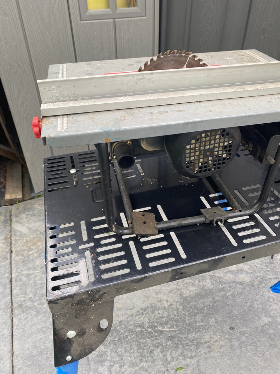 Table Saw with Stand