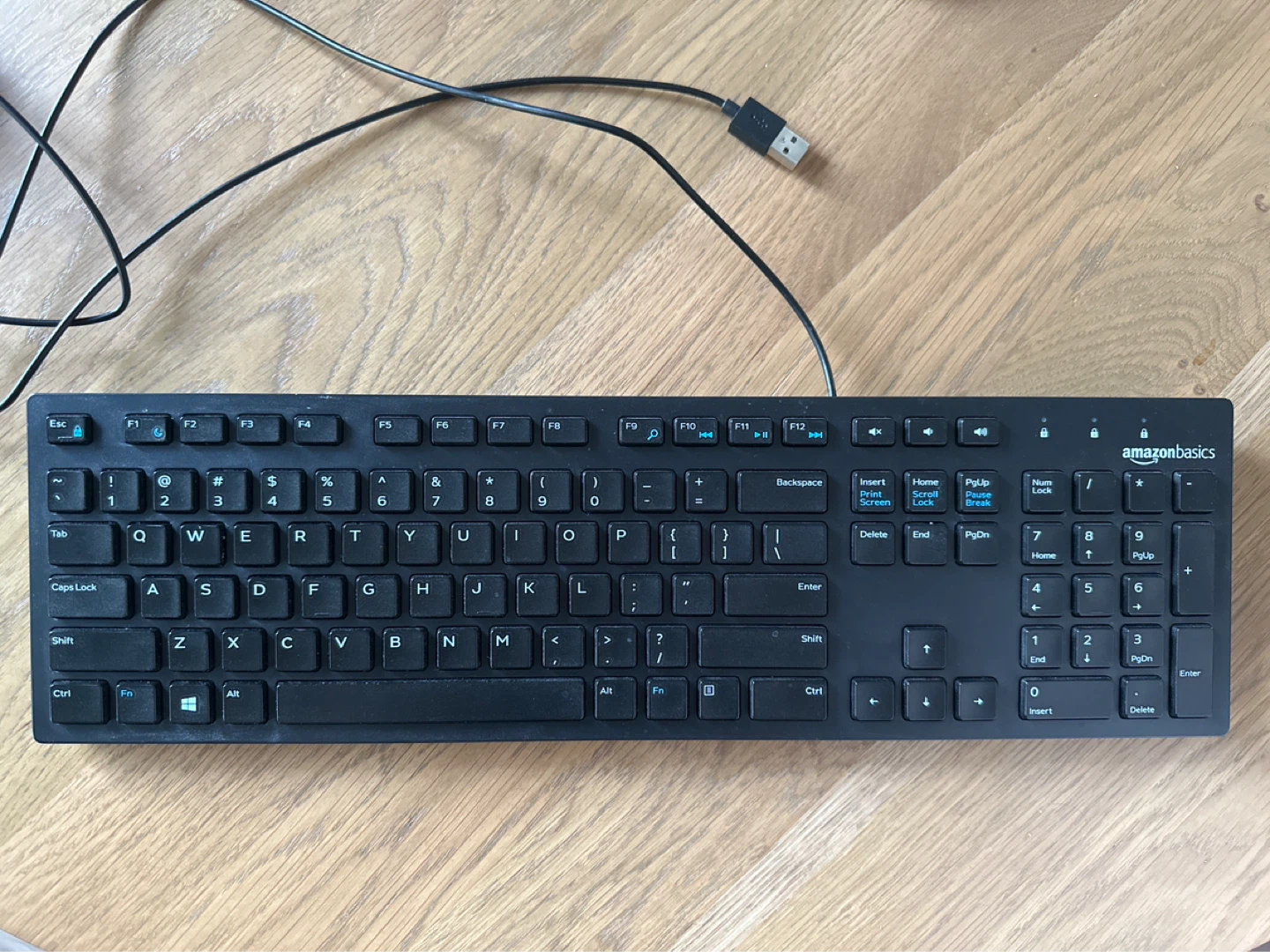 Amazon Basics Wired Keyboard