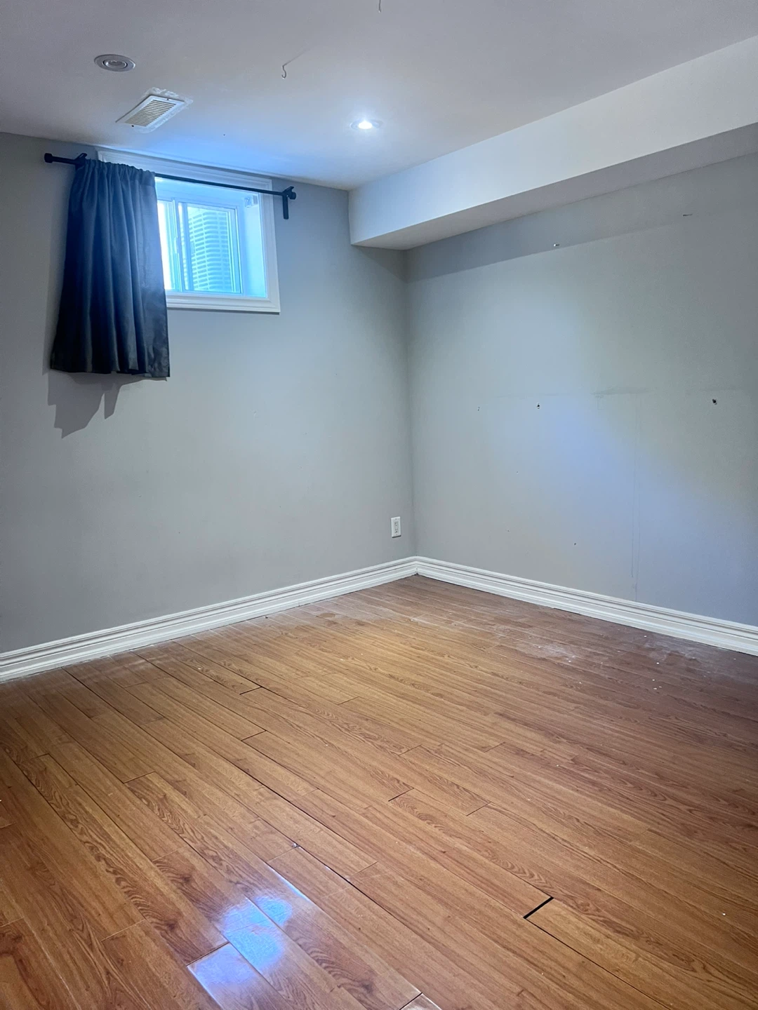 Basement apartment for rent - photo 5