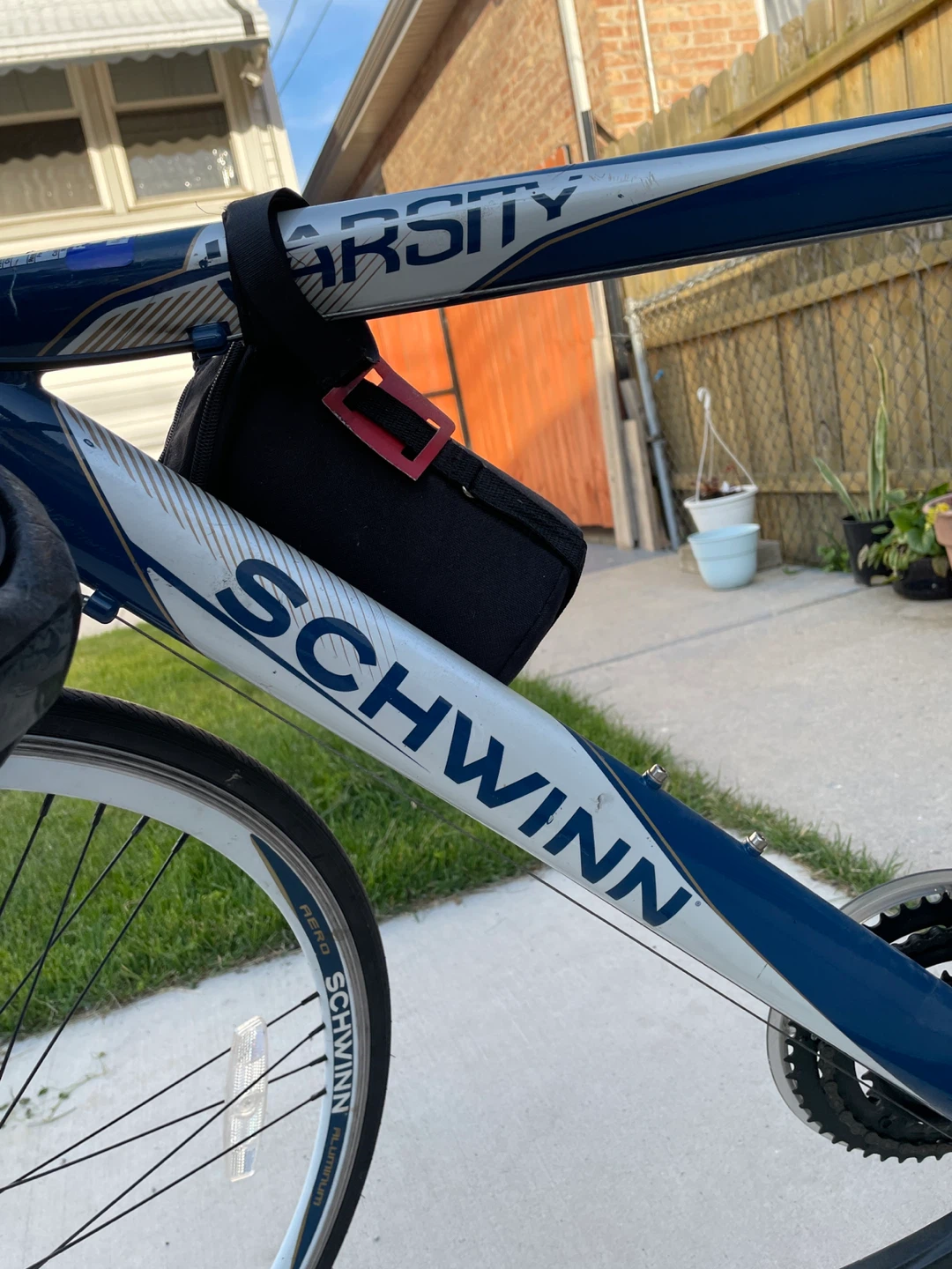 Schwinn Varsity Blue Hybrid Bicycle