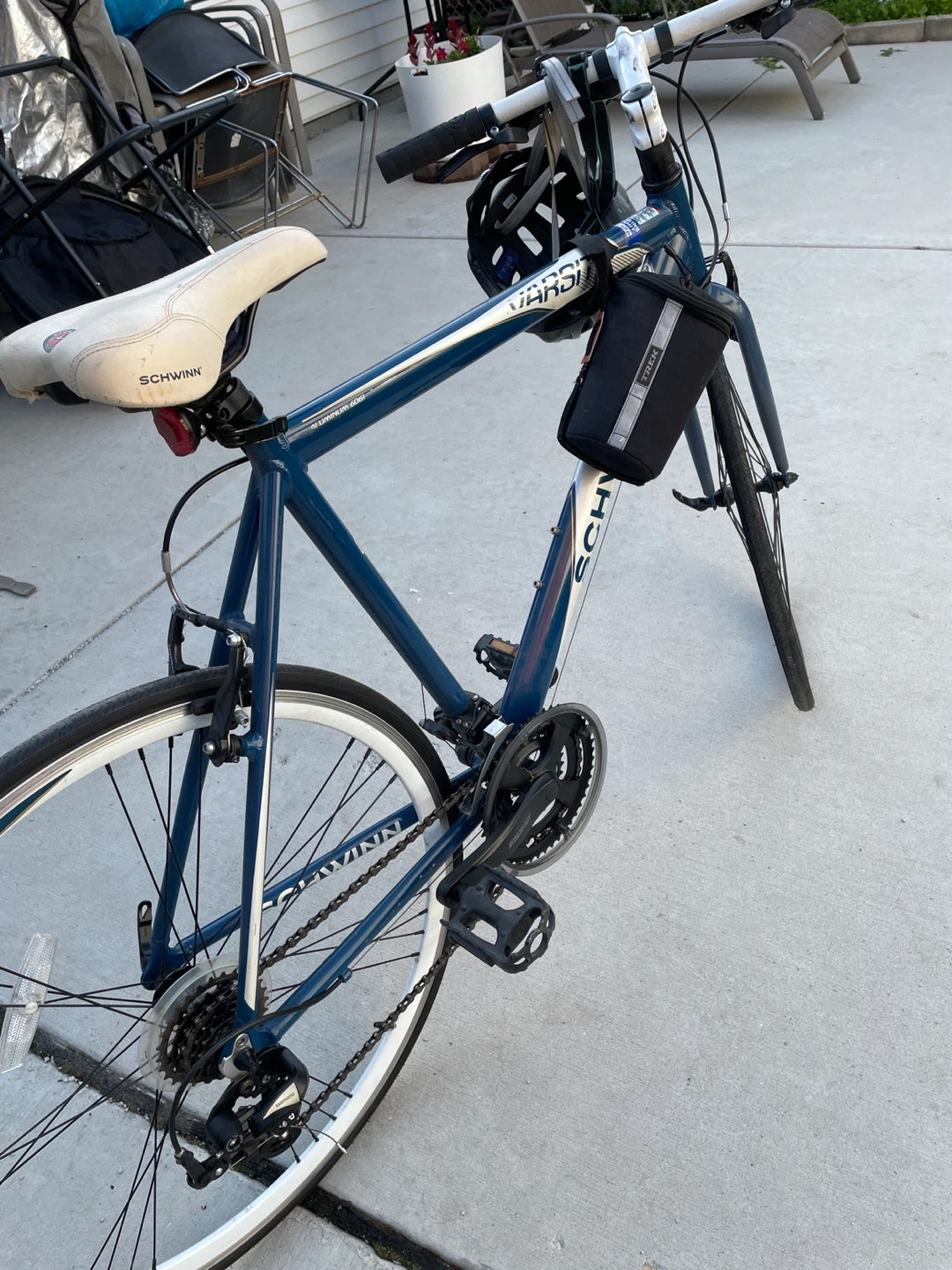 Schwinn Varsity Blue Hybrid Bicycle - photo 5