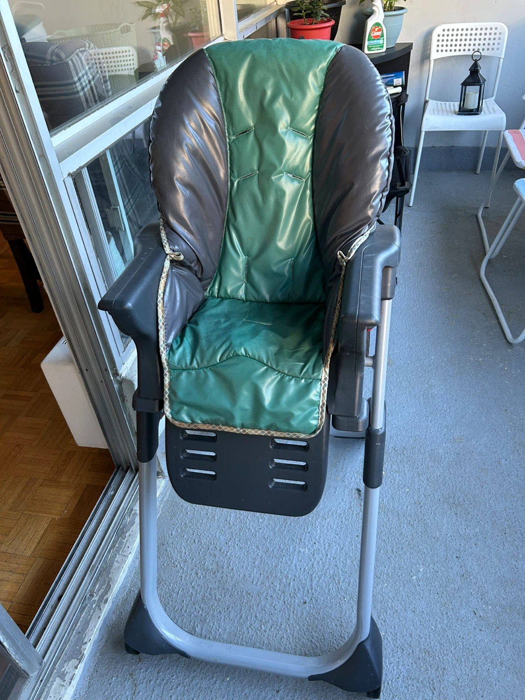 Graco high chai and Pack 'n Play Portable Playard - photo 2