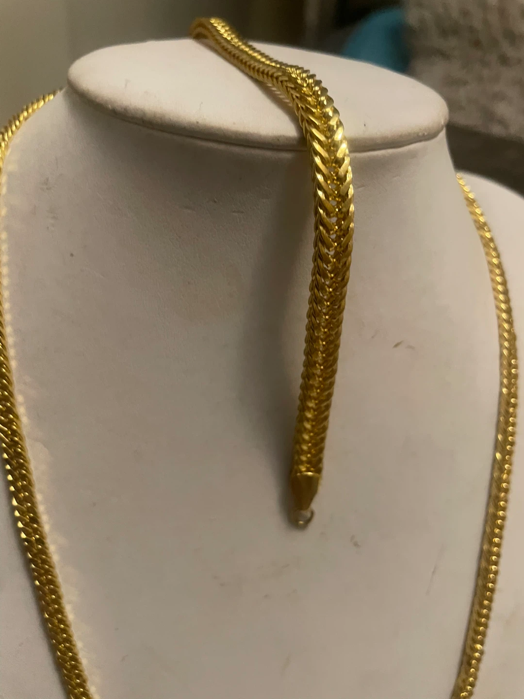 Gold coloured chain necklace - photo 2