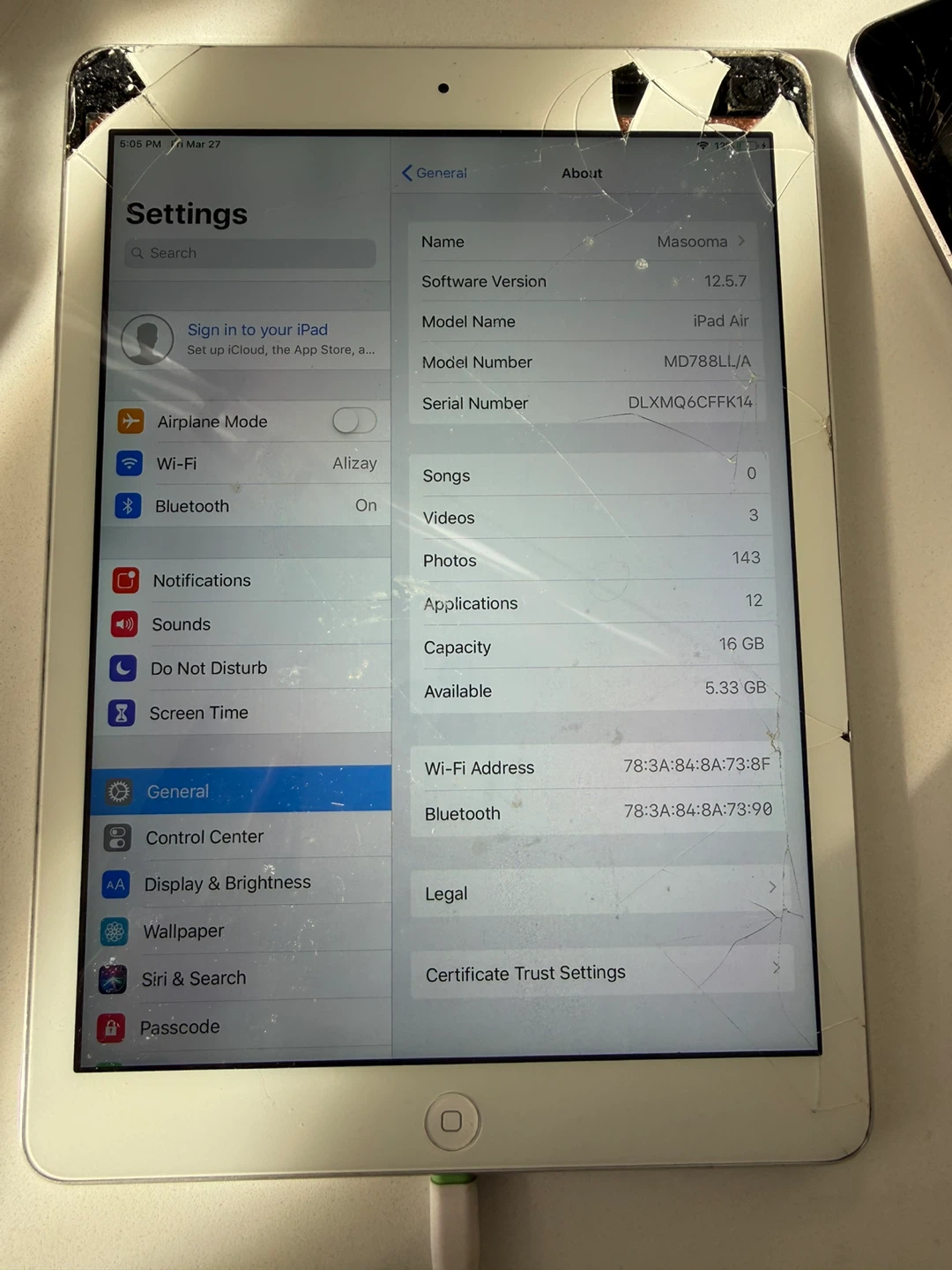 Apple iPad Air (MD788LL/A) - Damaged Screen - photo 3