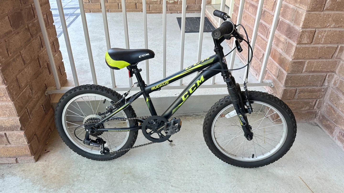 CCM Ruckus Kids Bike 18” wheel