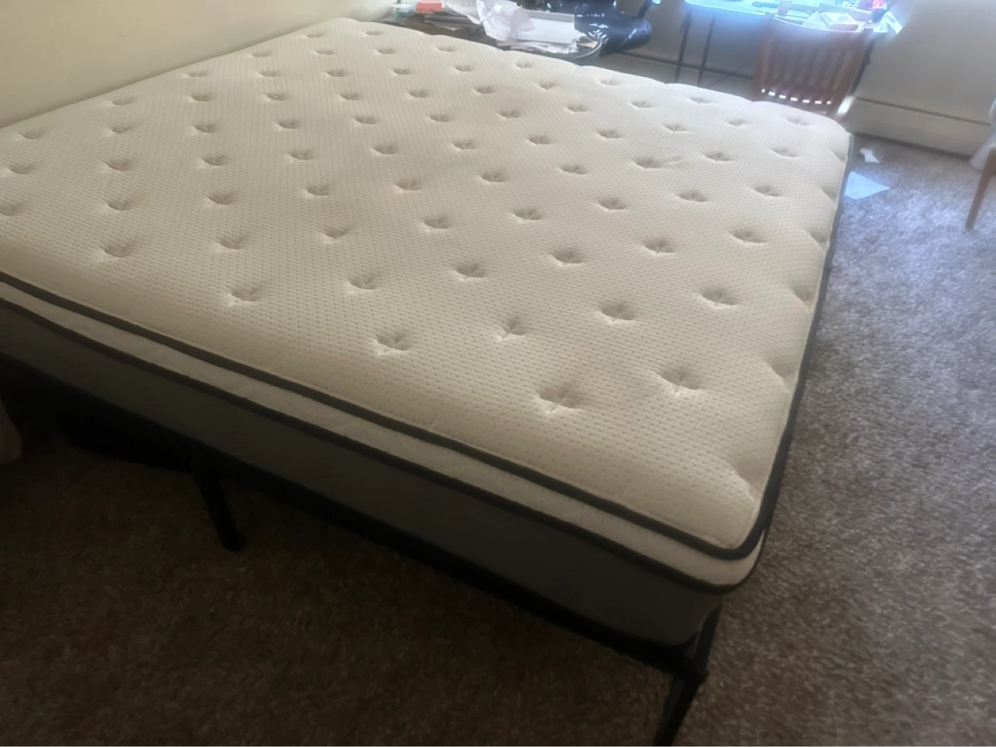 King Size Mattress with Grey and White Design - photo 4