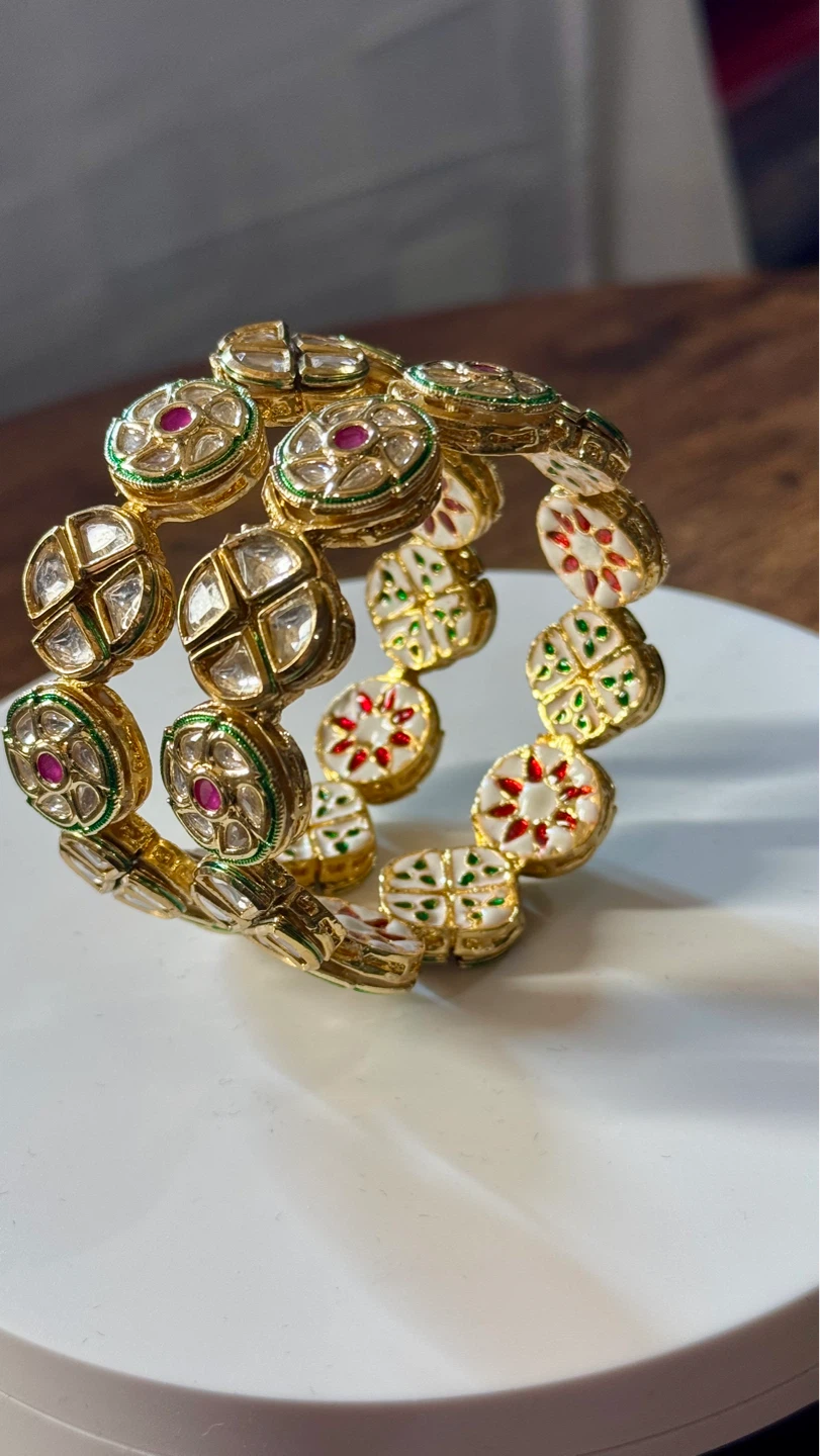 Gold Tone Bangle with Kundan and Enamel - photo 2