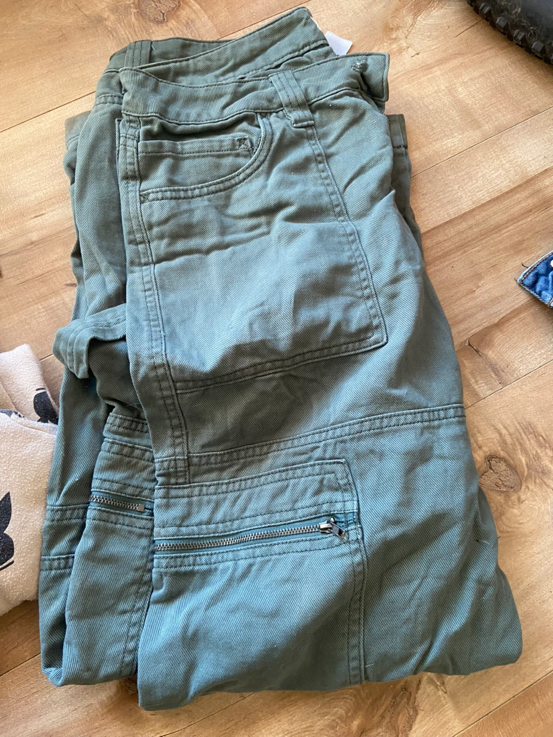 Garage Cargo Pants Size 3