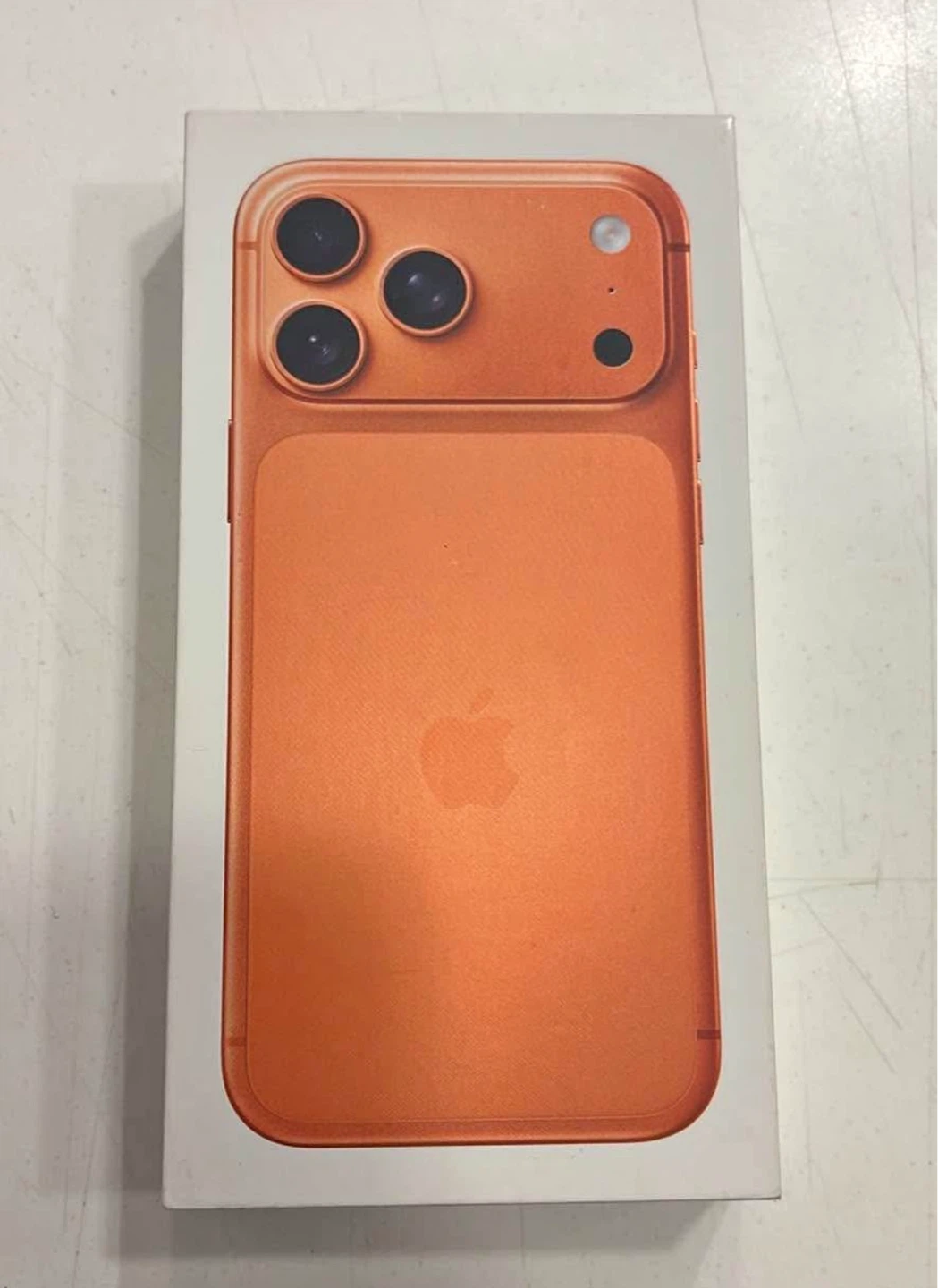 Apple iPhone Unboxed - Orange - photo 2