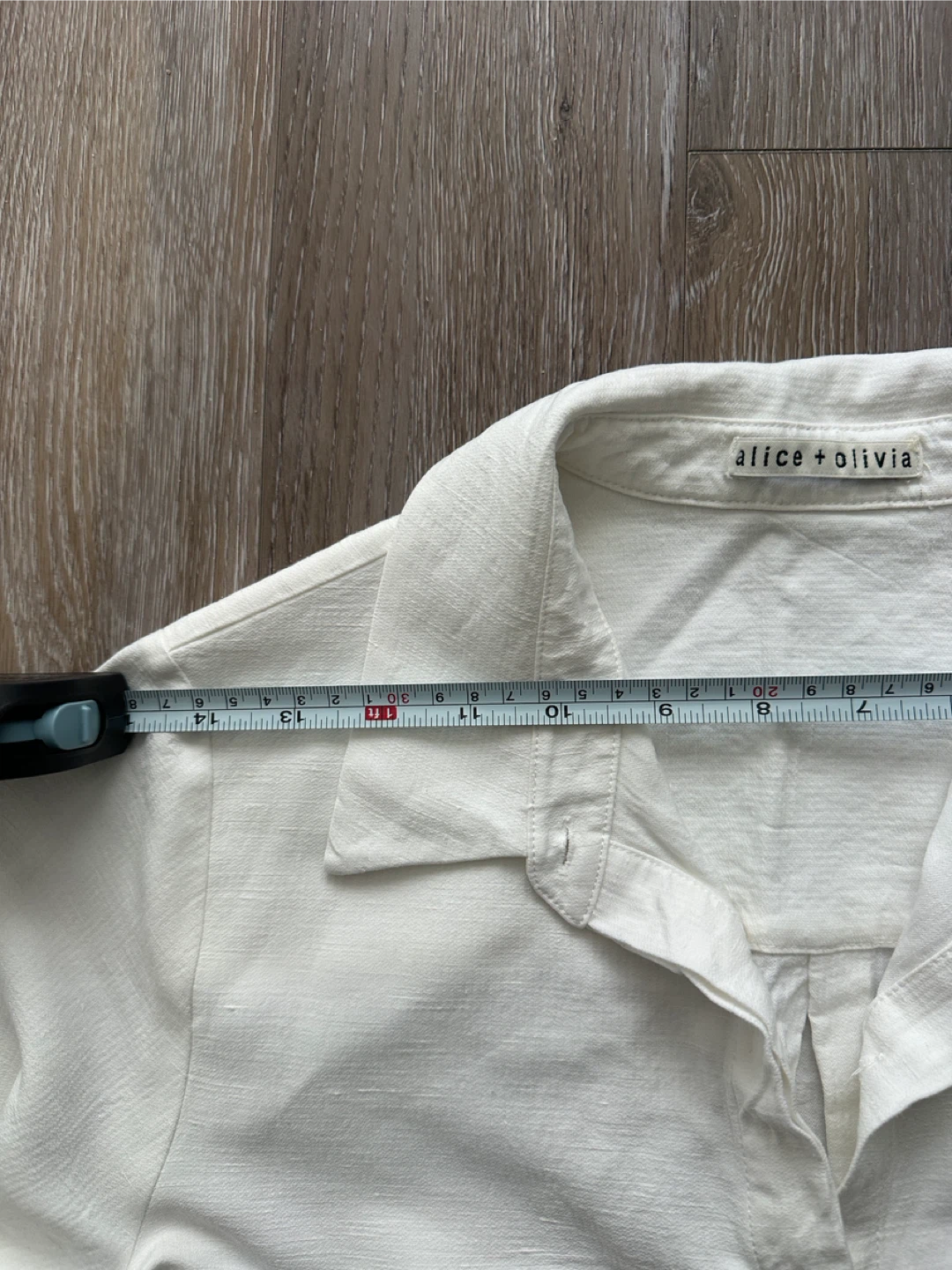 Alice + Olivia White Linen blend Shirt Dress - photo 4