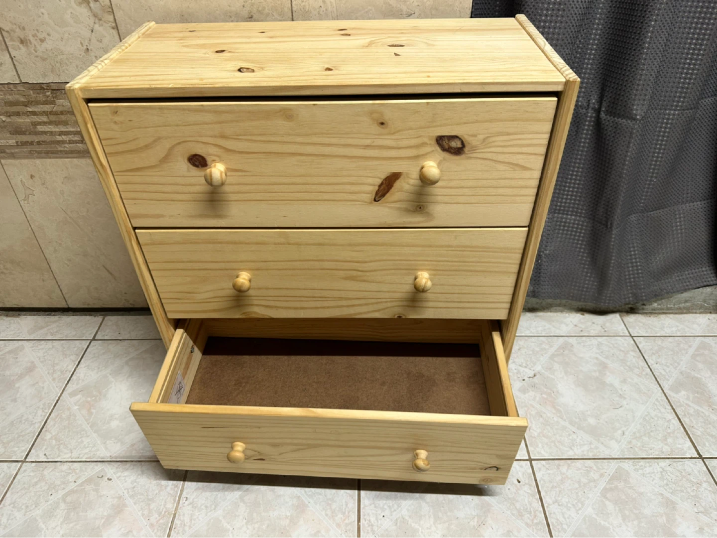 🪵 IKEA’s Natural Wood 3‑Drawer Dresser / Nightstand - photo 3