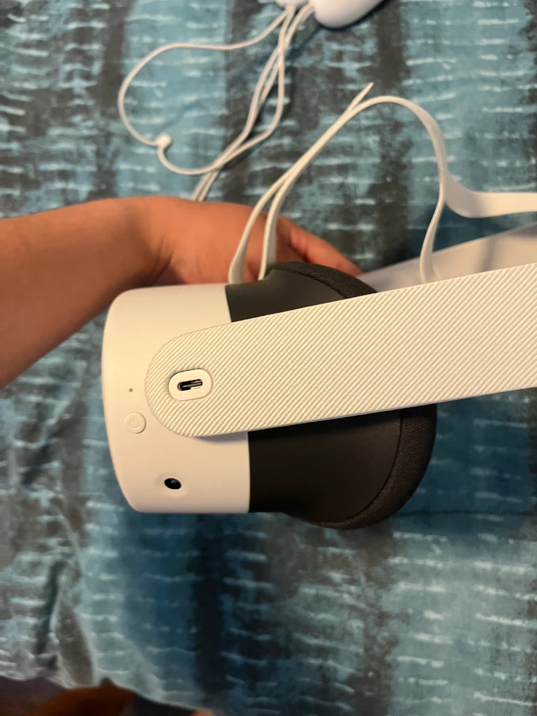 Meta Quest 3 VR Headset with Controllers - photo 5