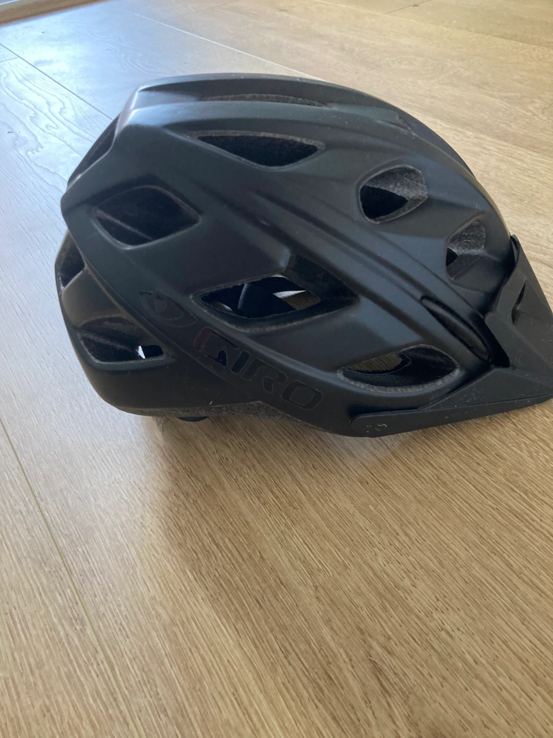 Giro Mountain Bike Helmet - photo 3