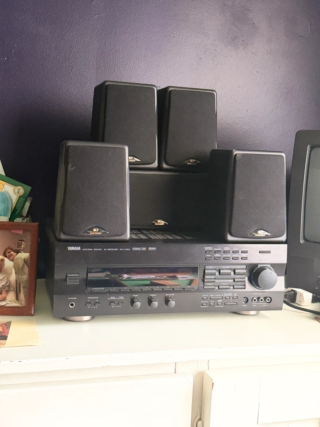 Yamaha RX-V793 Receiver with Sound Dynamics Speakers - photo 2