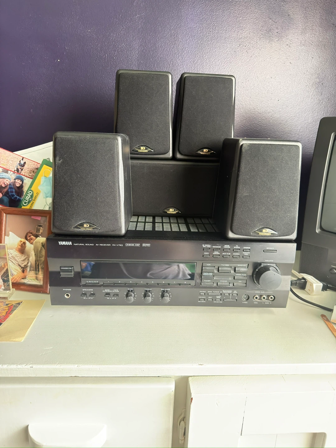 Yamaha RX-V793 Receiver with Sound Dynamics Speakers