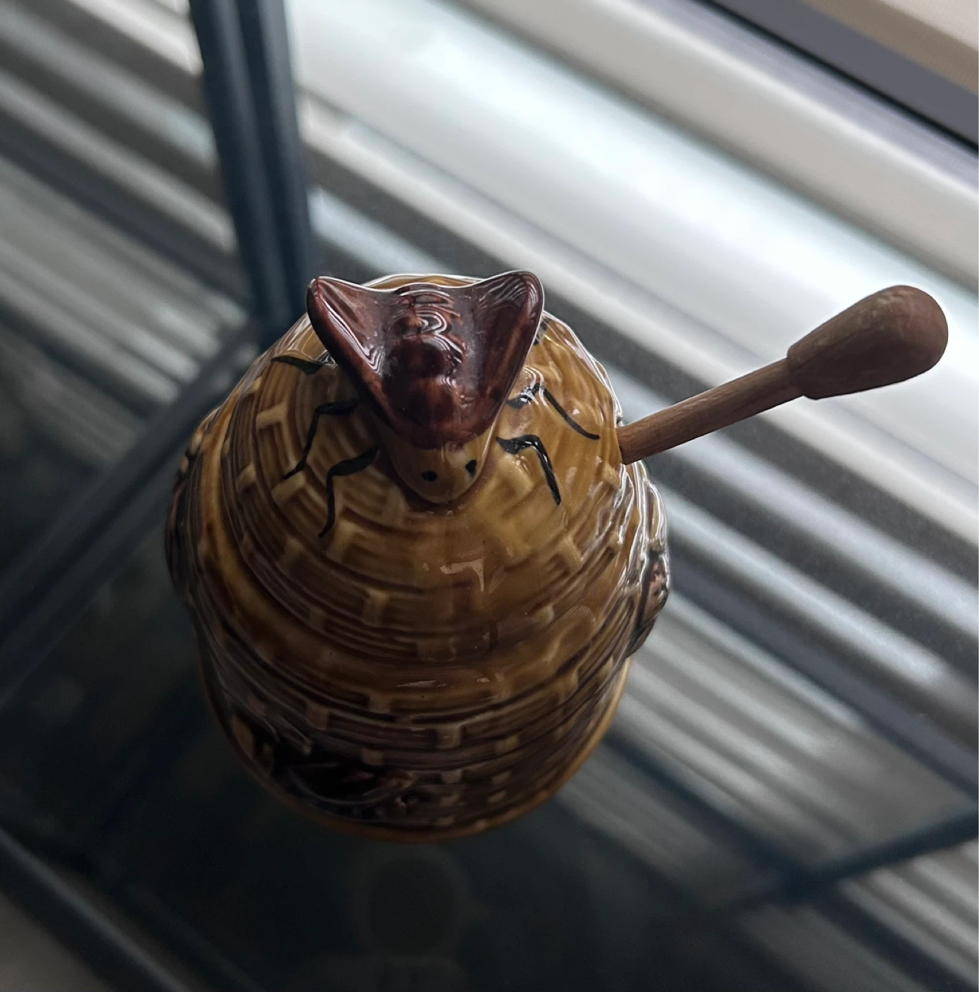 Ceramic Beehive Honey Pot with Dipper - photo 2