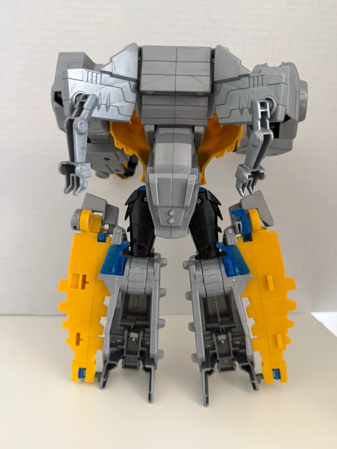 Transformers Cyberverse Ultimate Class Grimlock - photo 4