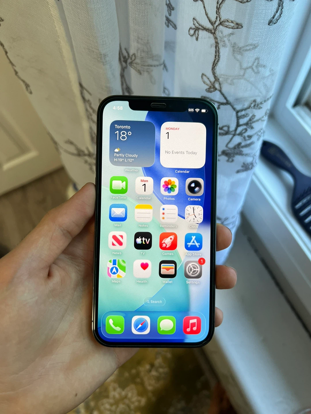 iPhone 12 Pro - 512Gb storage - Pristine Condition - photo 2