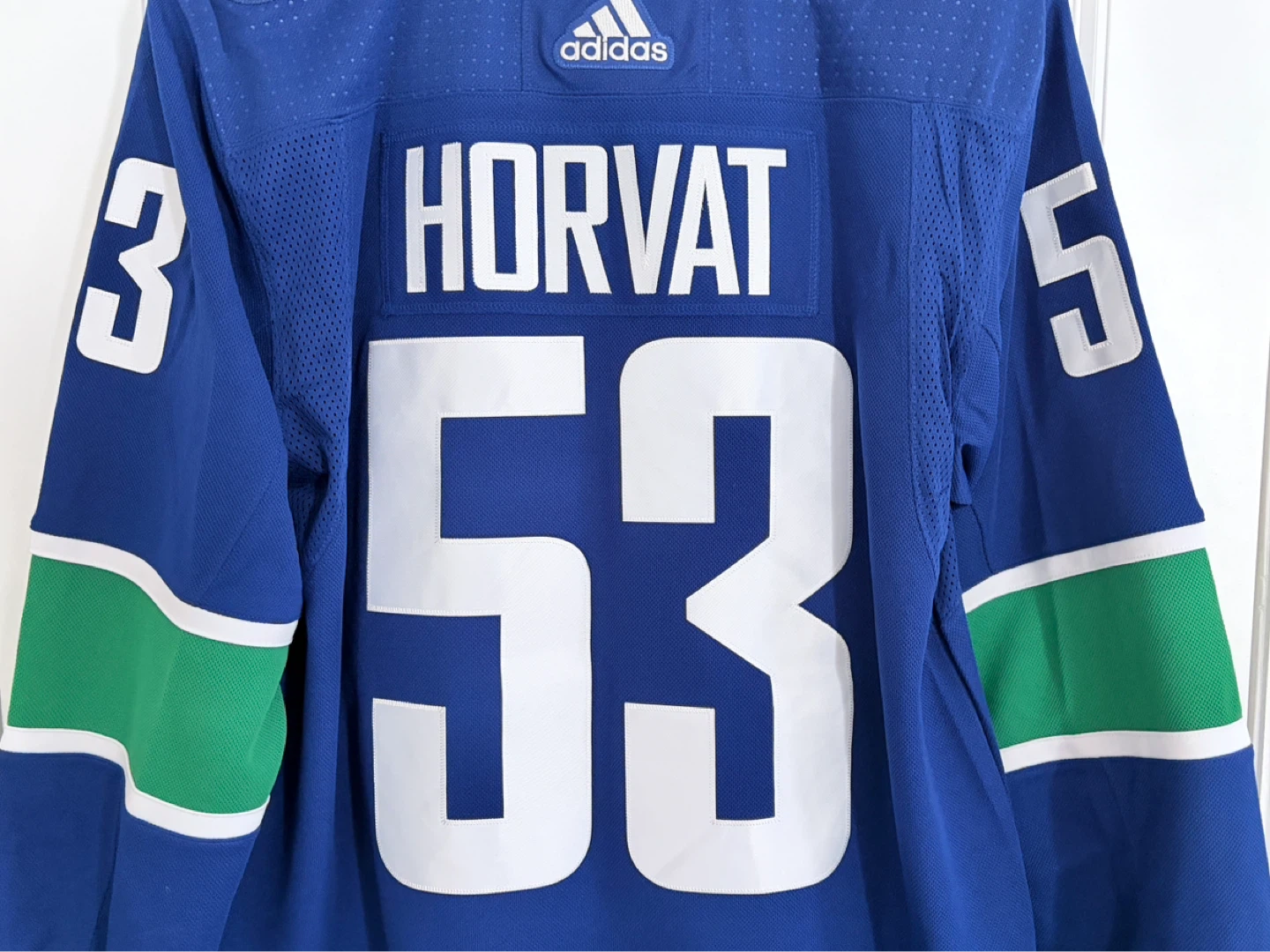 Authentic Adidas Vancouver Canucks Bo Horvat Jersey 52 - photo 2
