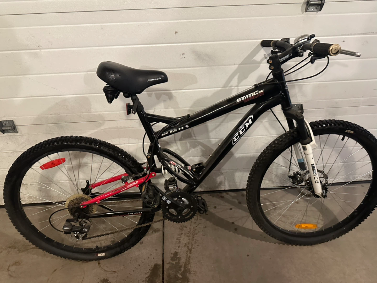 CCM "STATIC 26" Dual Suspension Mountain Bike
