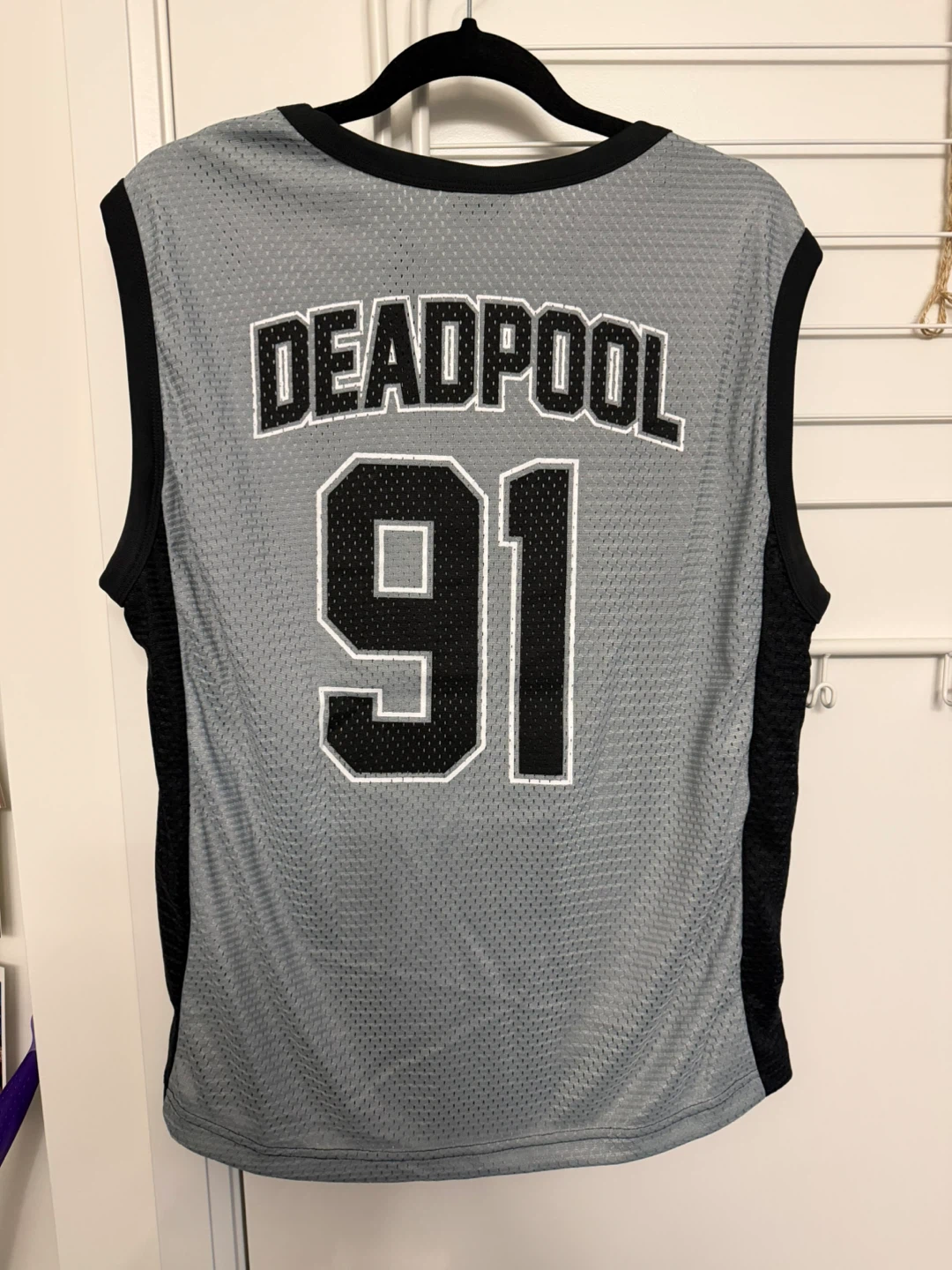 Marvel Deadpool "91" Basketball Jersey - Size L - photo 2
