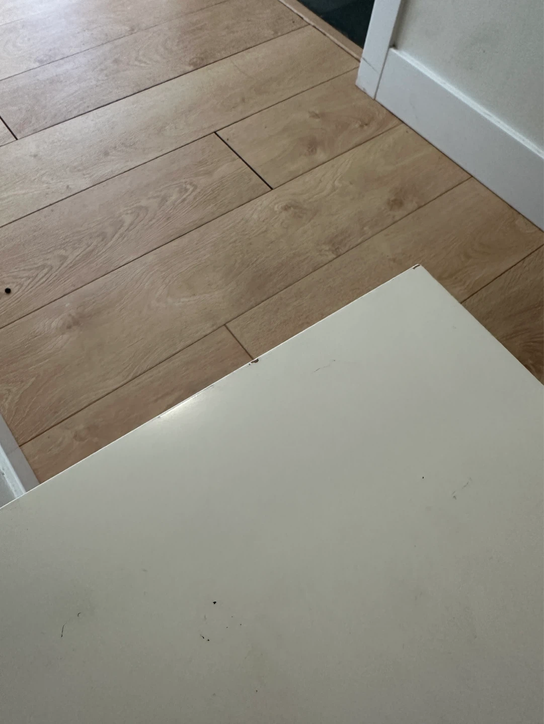 White side table - photo 4