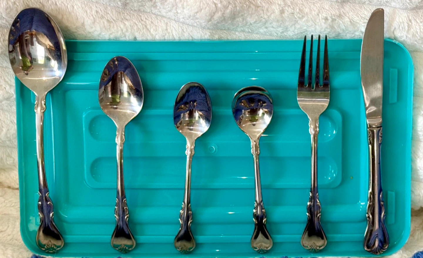 Cambridge “Jessica” Flatware-Stainless Steel-32 Piece Set.