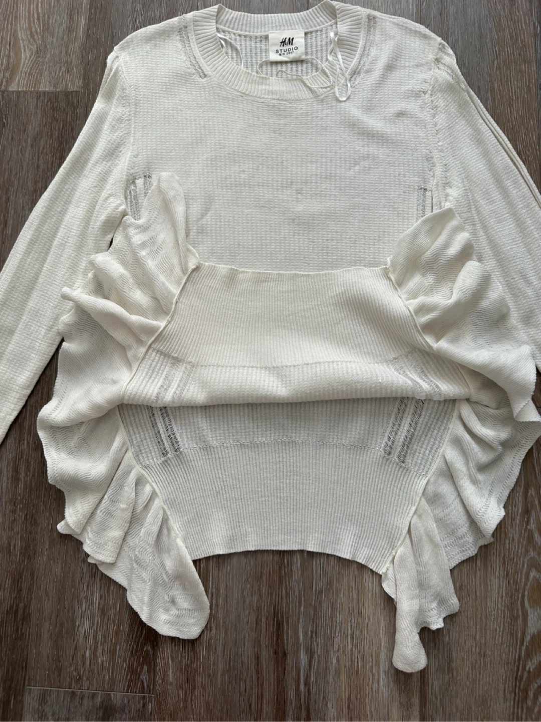 H&M 2017 Studio White Knit Ruffle Sweater - photo 4
