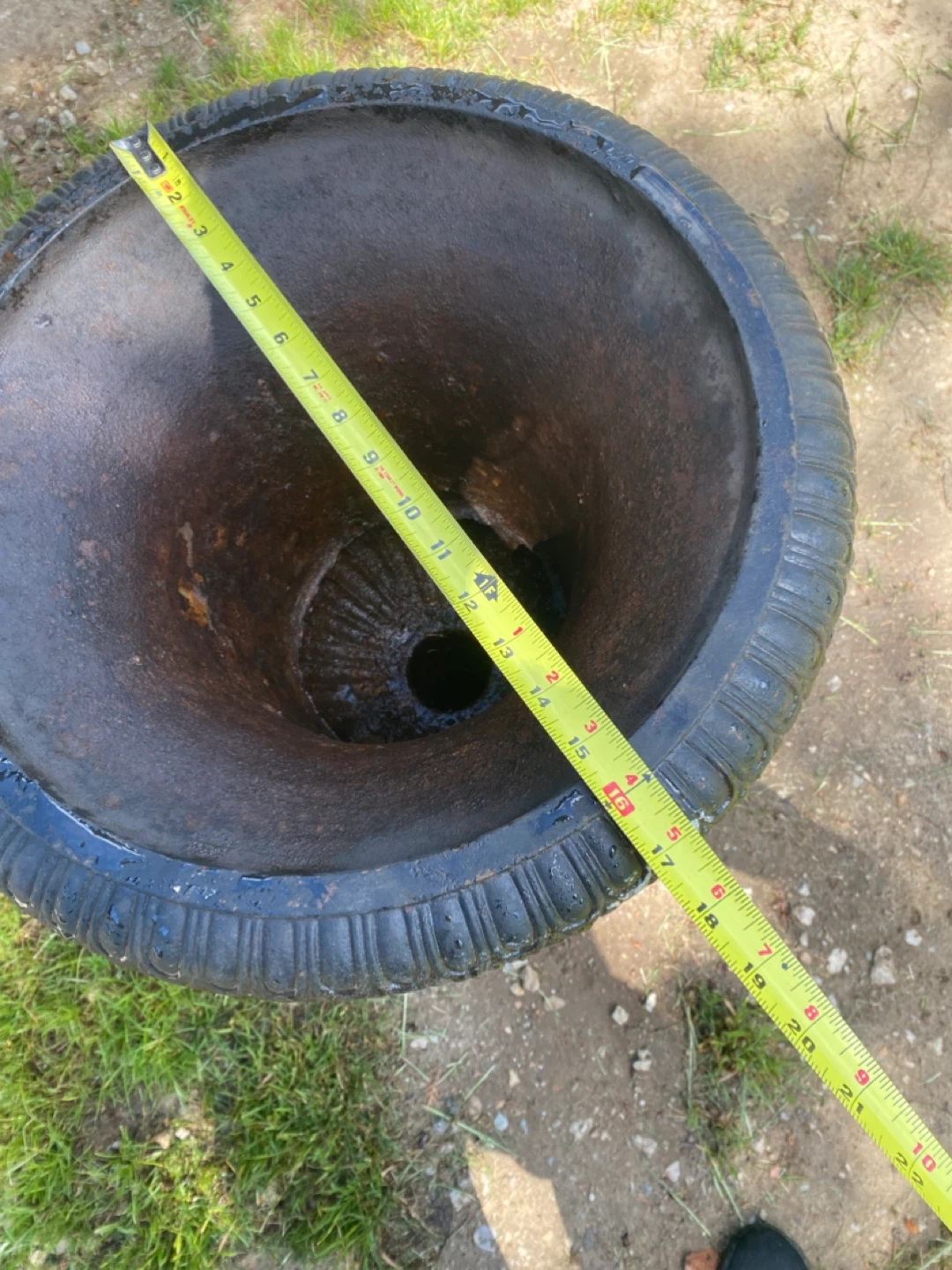 Cast iron planters - photo 5