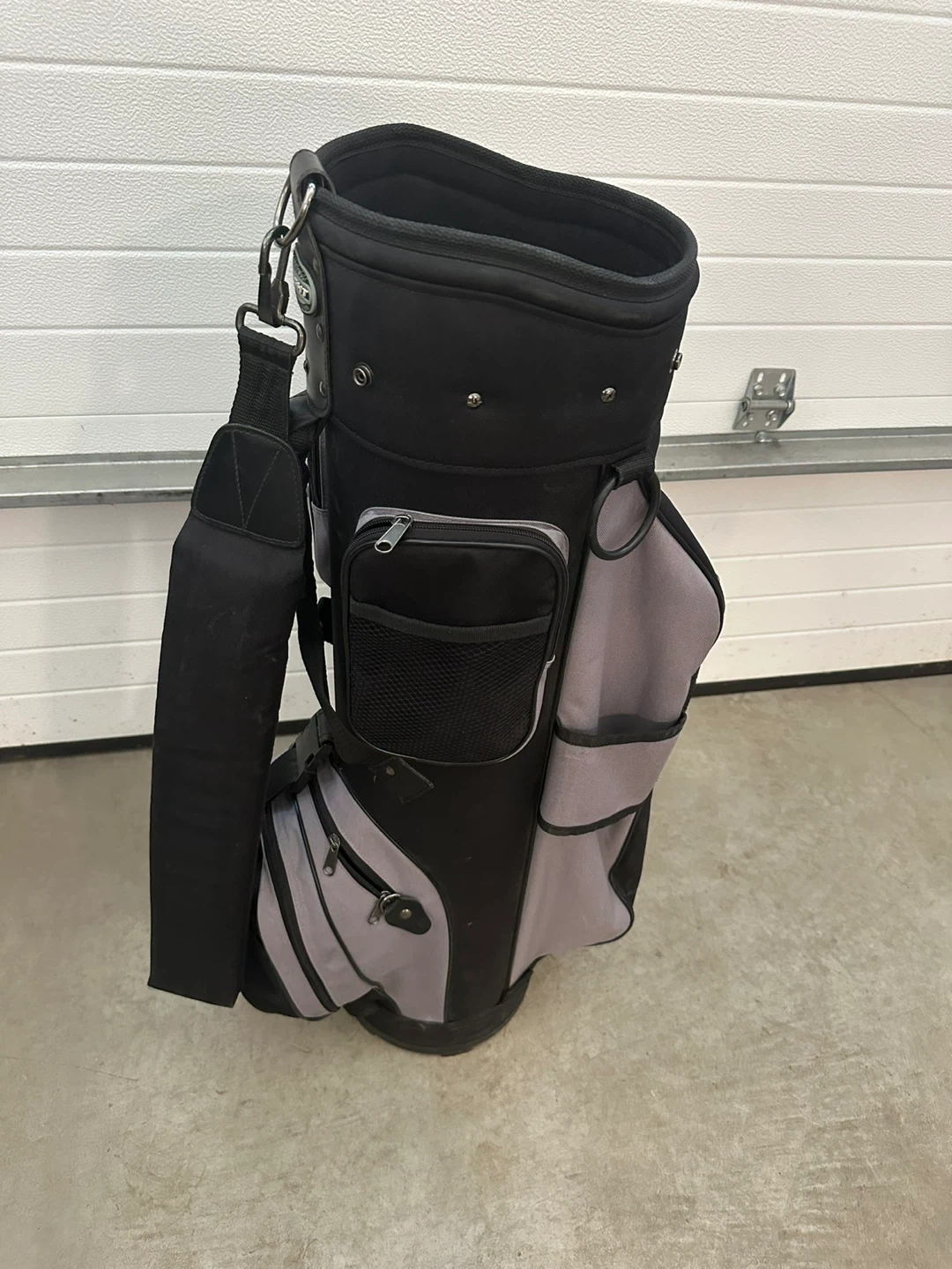 Knight Golf Bag