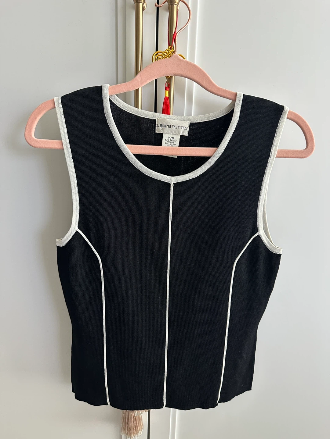 Vintage Laura Petites Black Sleeveless Top M/M