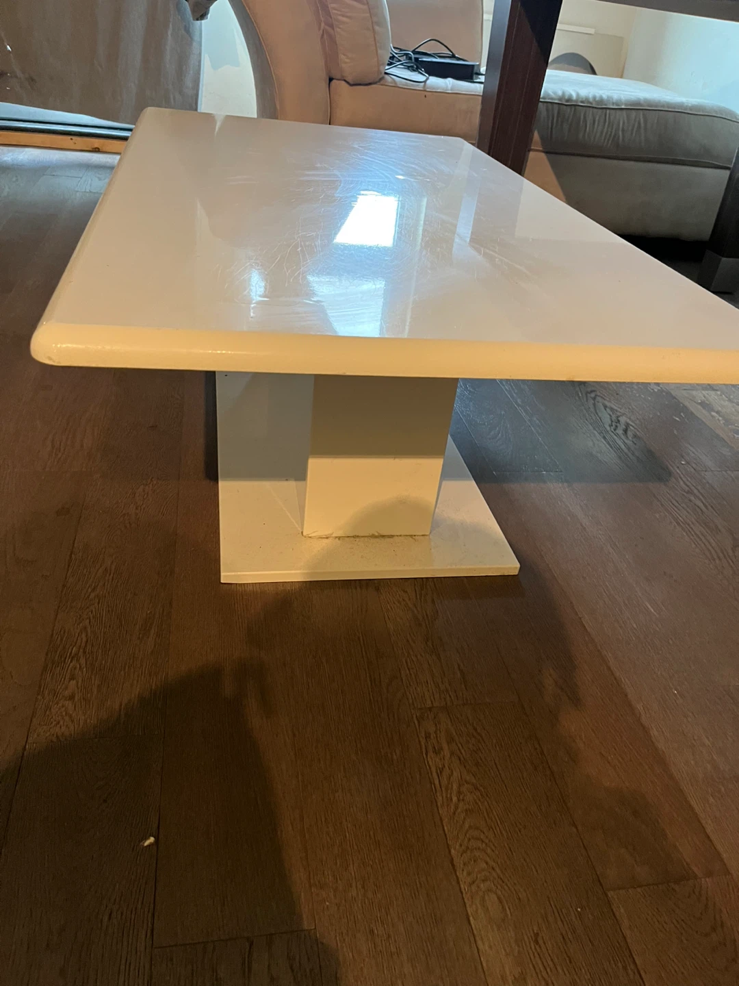 White Coffee Table - photo 3