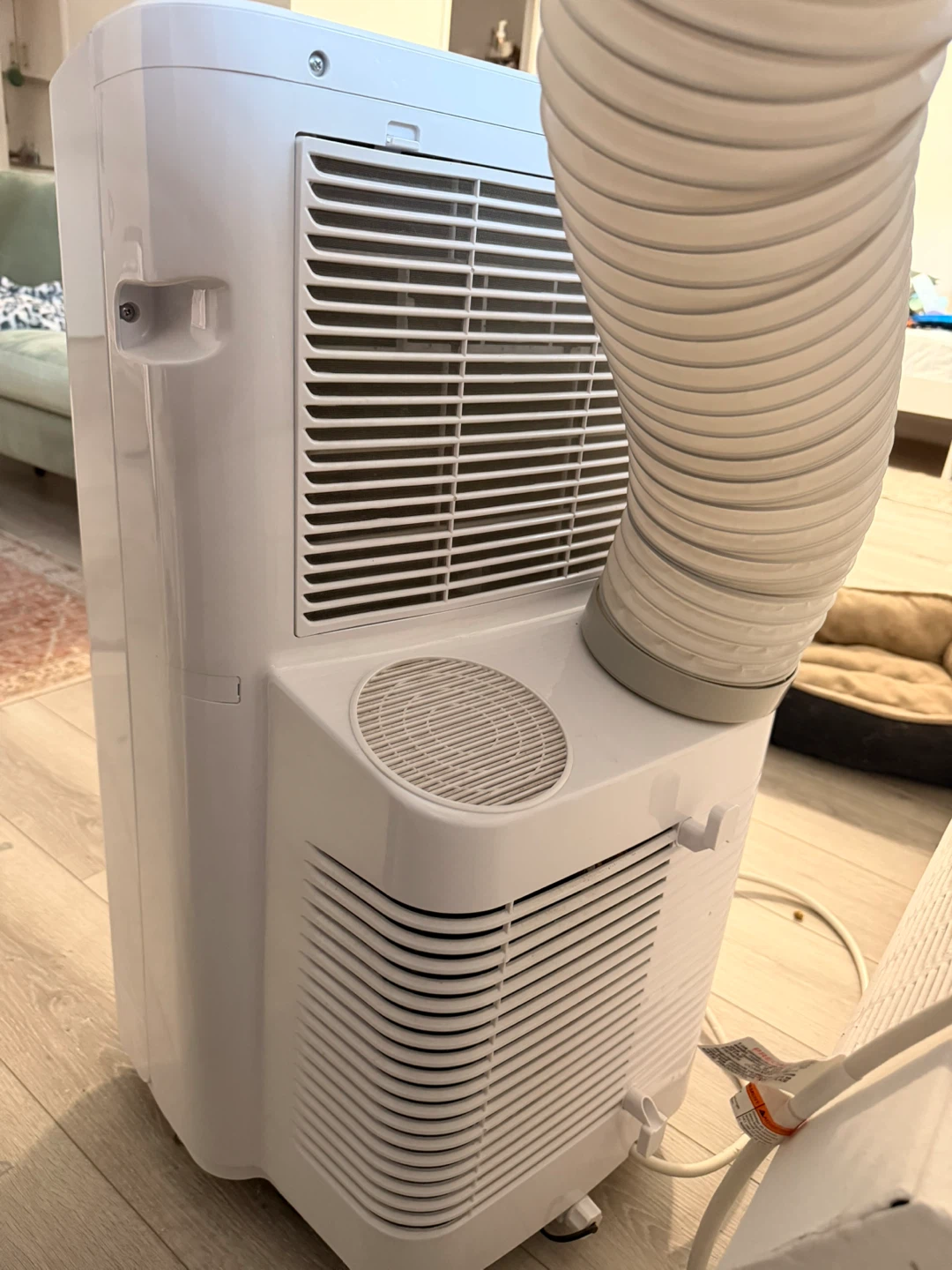 GE Portable Air Conditioner Model APWA14YBMW - photo 3