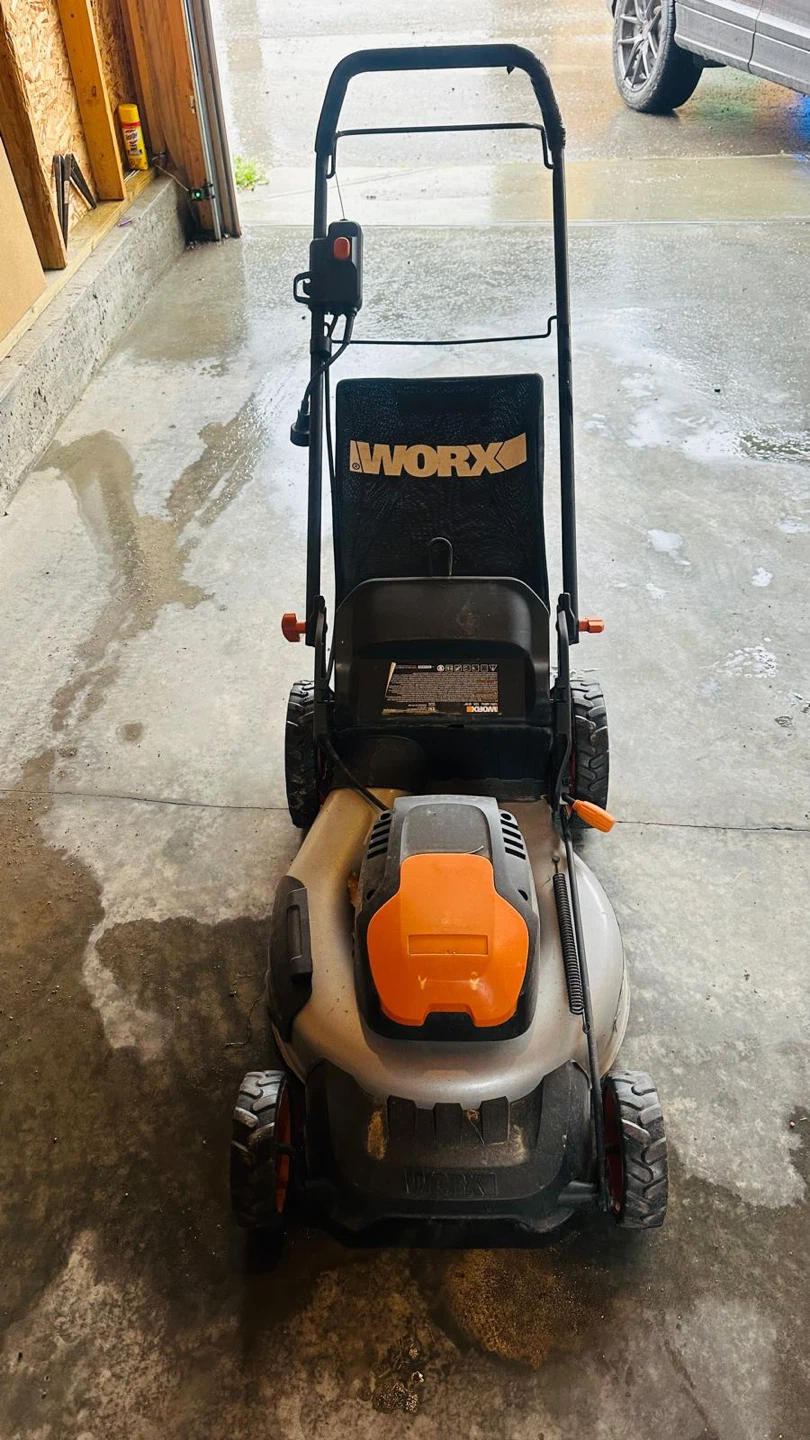 WORX Electric Lawn Mower 19" 12AMP - photo 2
