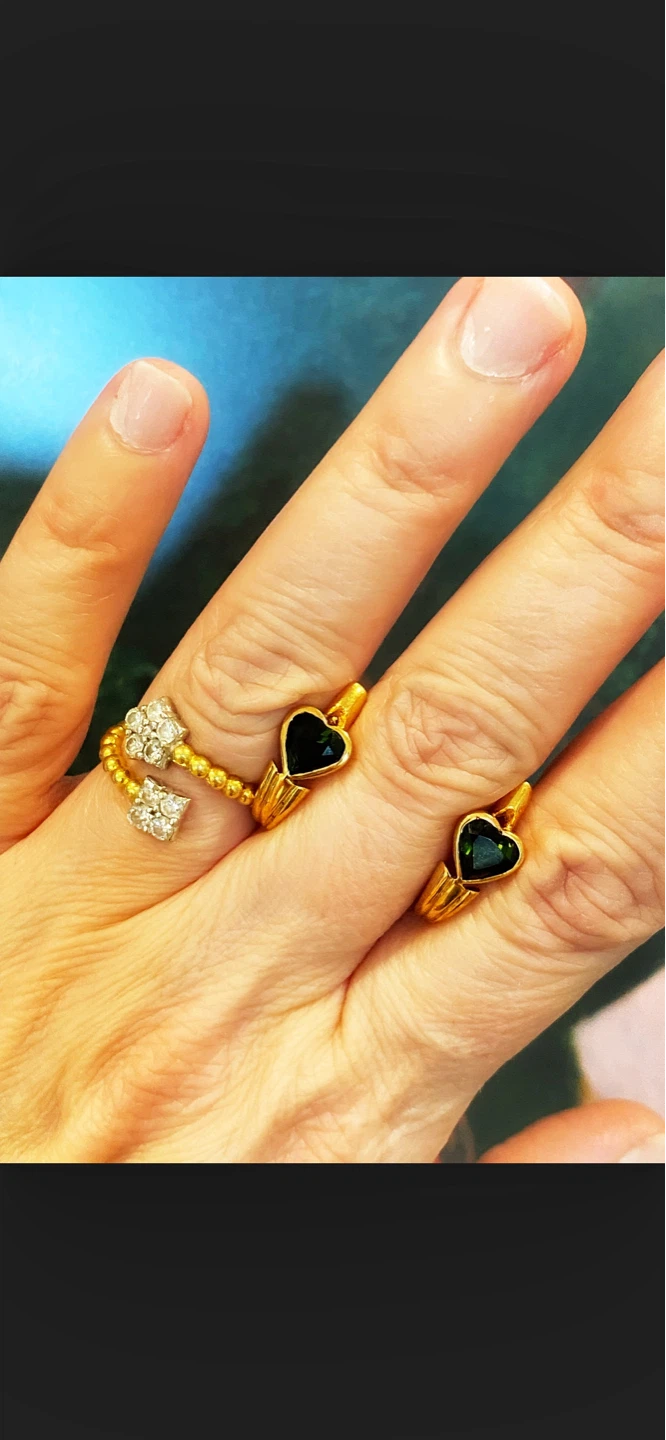 💚Estate Vintage Emerald 18k Gold Heart Earrings - photo 2