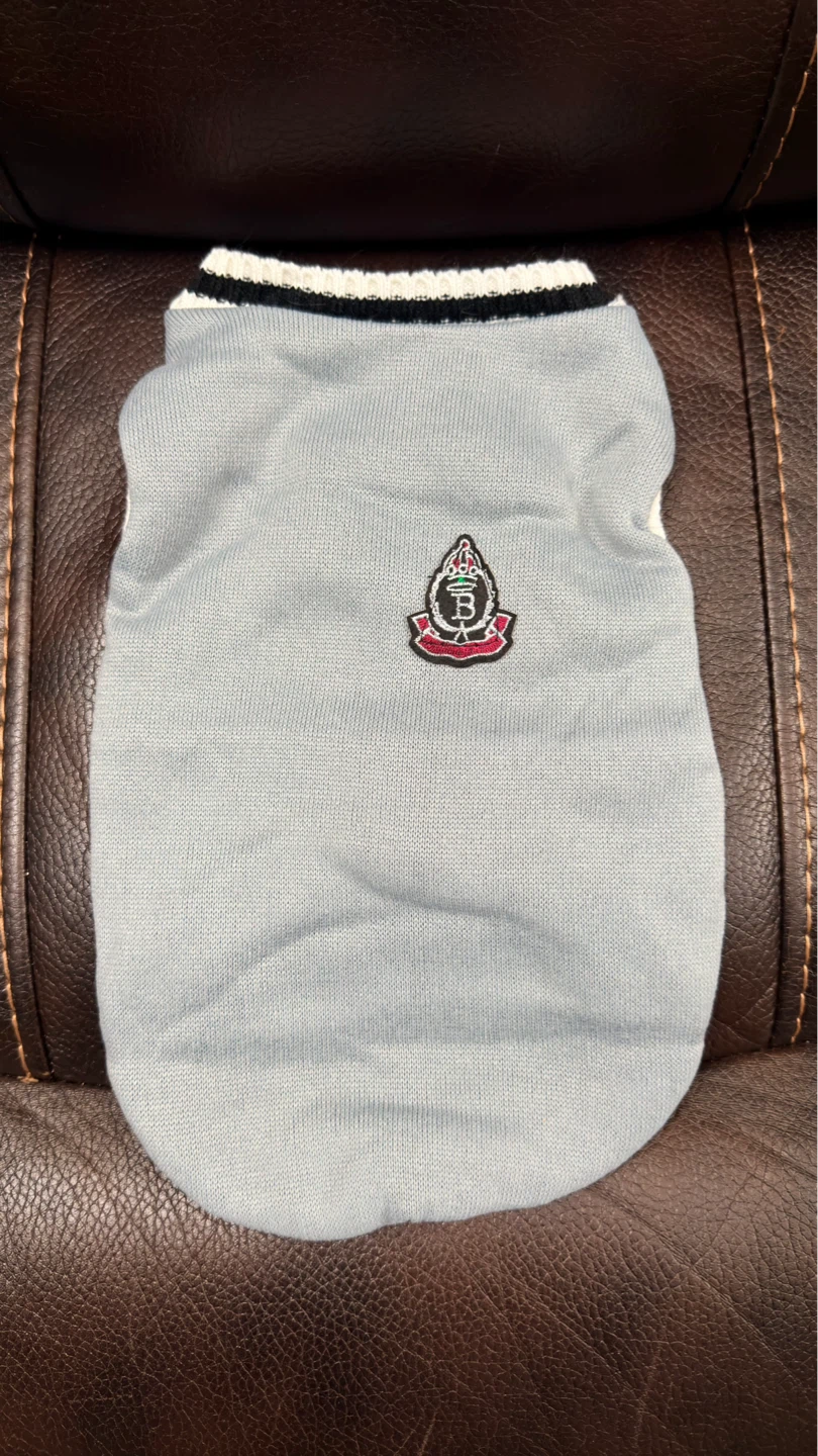 NEW Light Grey Sweater For Small Dogs, Kittens. Size XL.