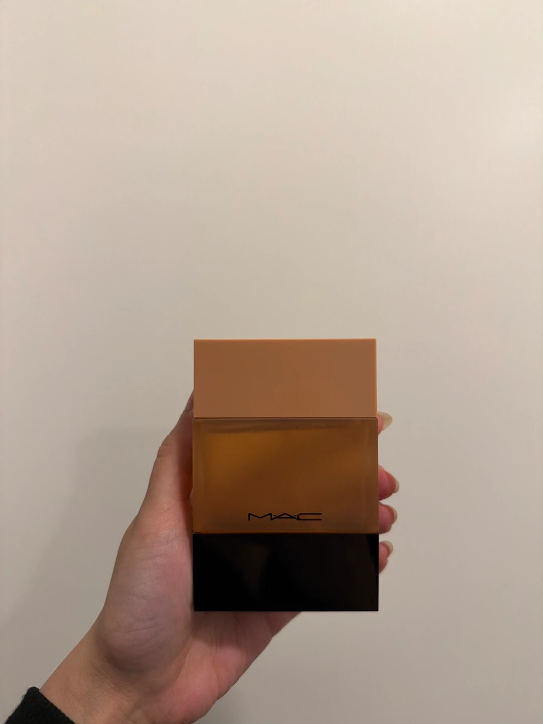 MAC perfume ( unused )