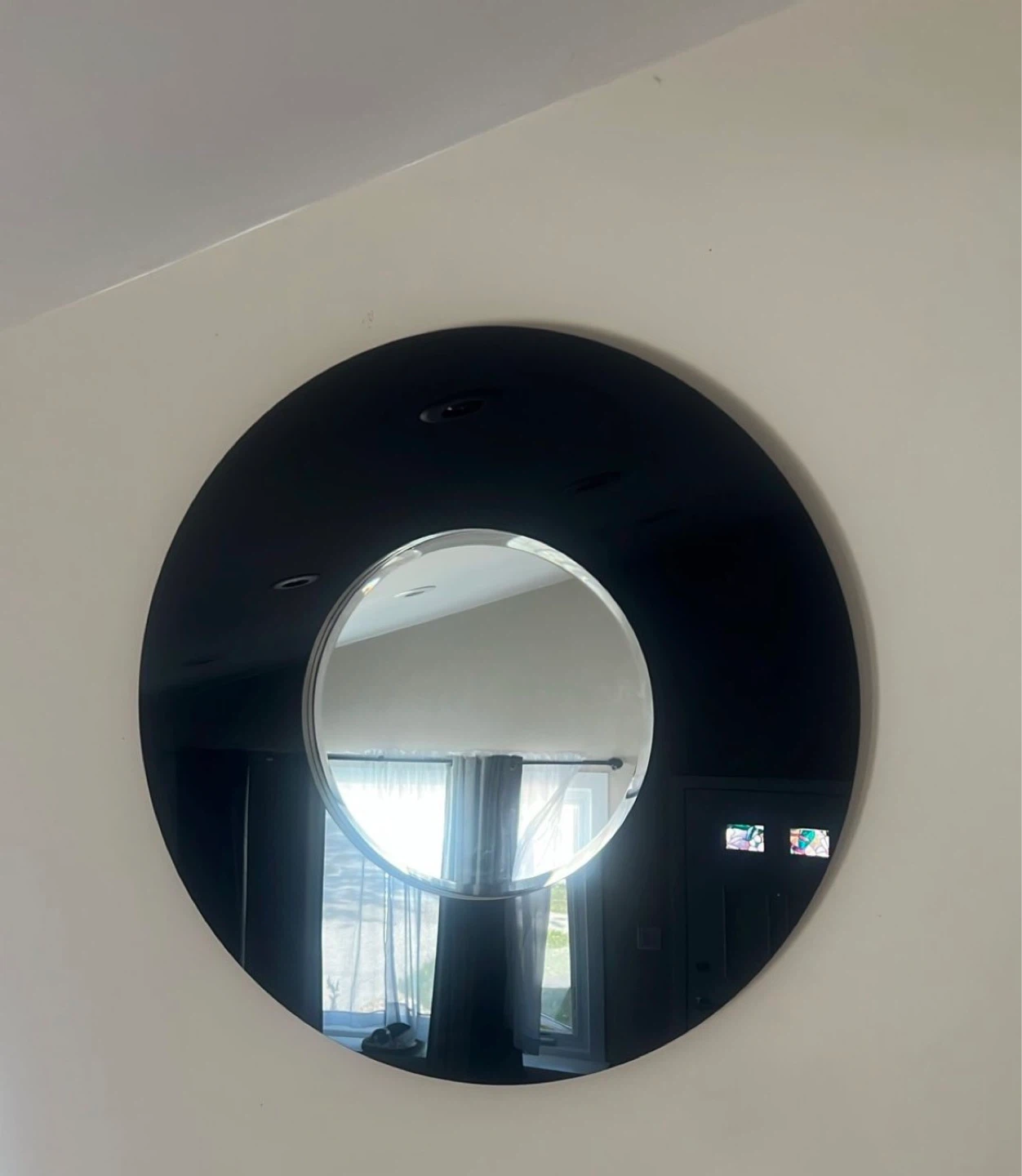Black Round Wall Mirror
