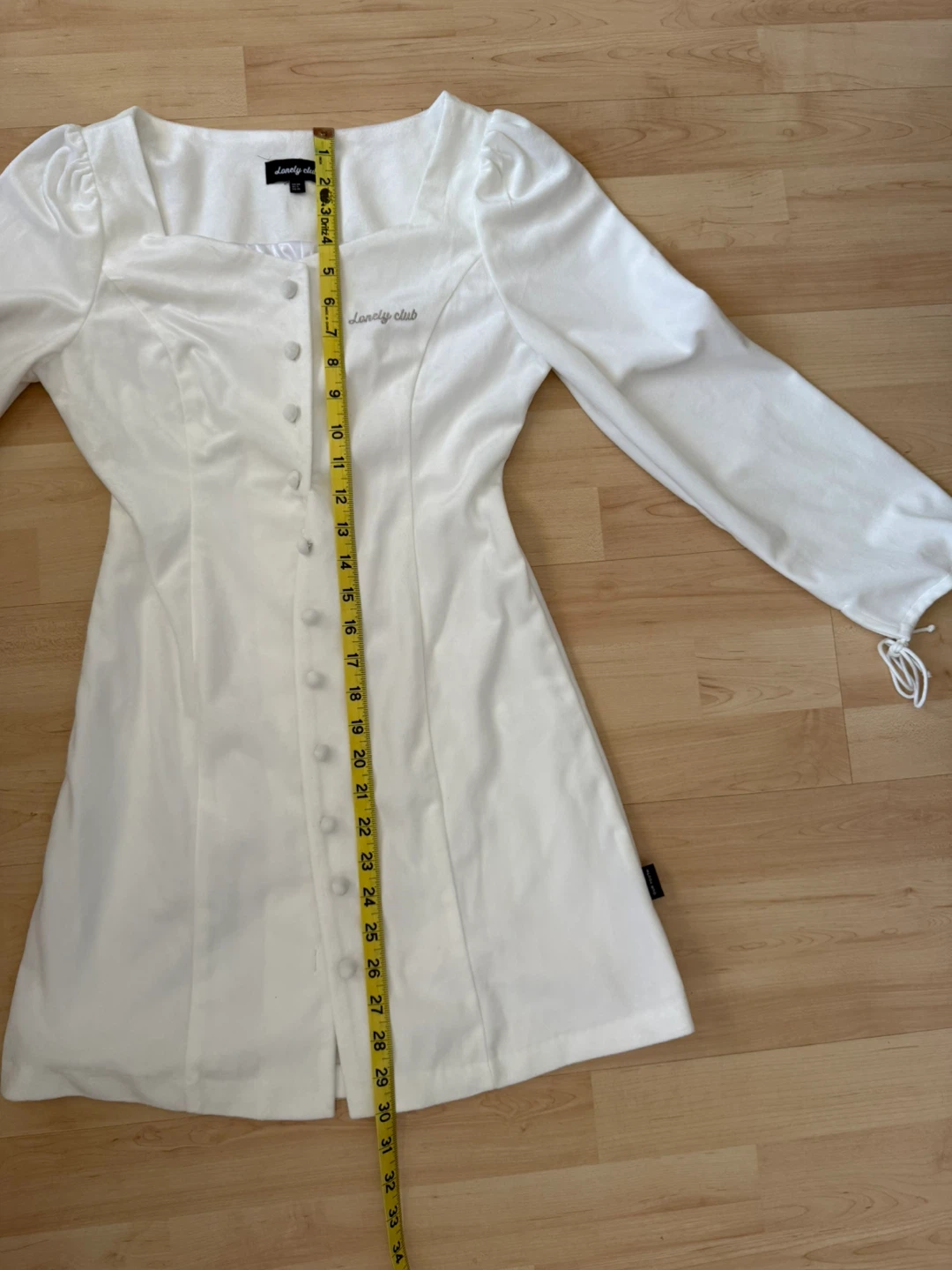 Lonely club white velvet dress kfashion size small - photo 3