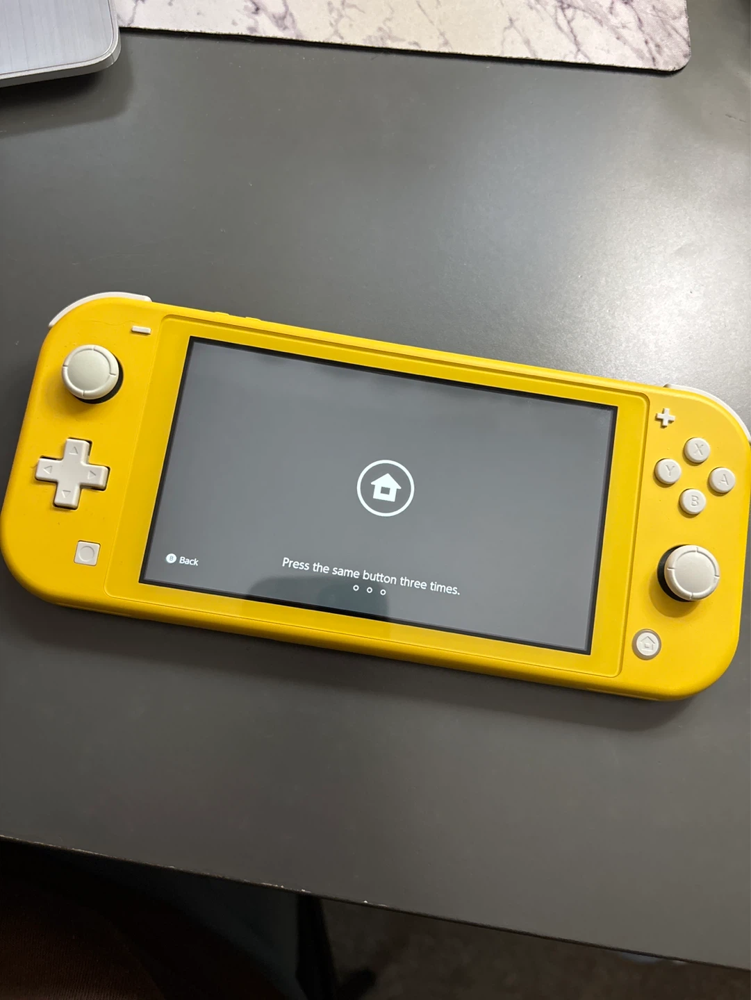 Nintendo Switch Lite with 3 Games! - photo 4