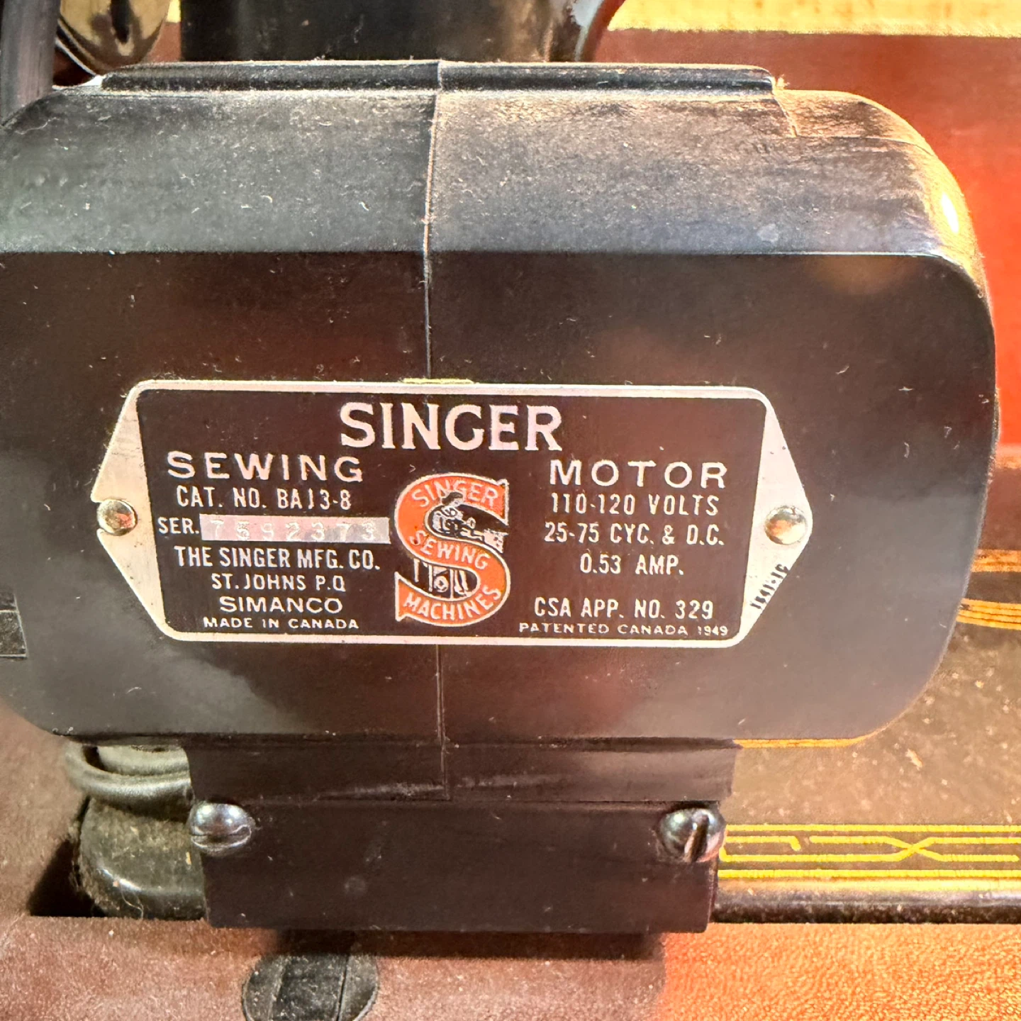 Vintage 1950s Singer 99K Portable Electric Sewing Machine - photo 3