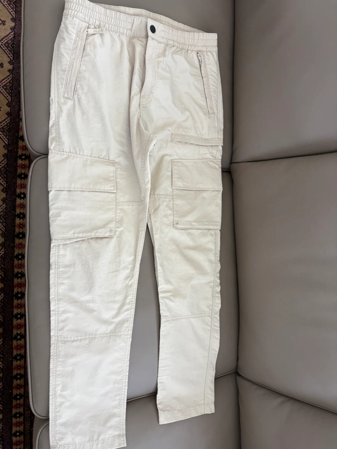 H&M Regular Fit Cargo Pants - Size M - photo 2