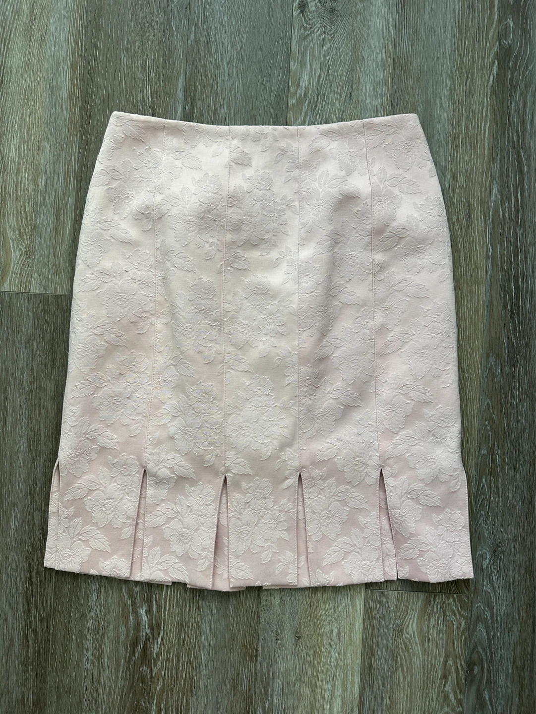 VINTAGE Noviello-Bloom Baby Pink Floral Jacquard Mini Skirt