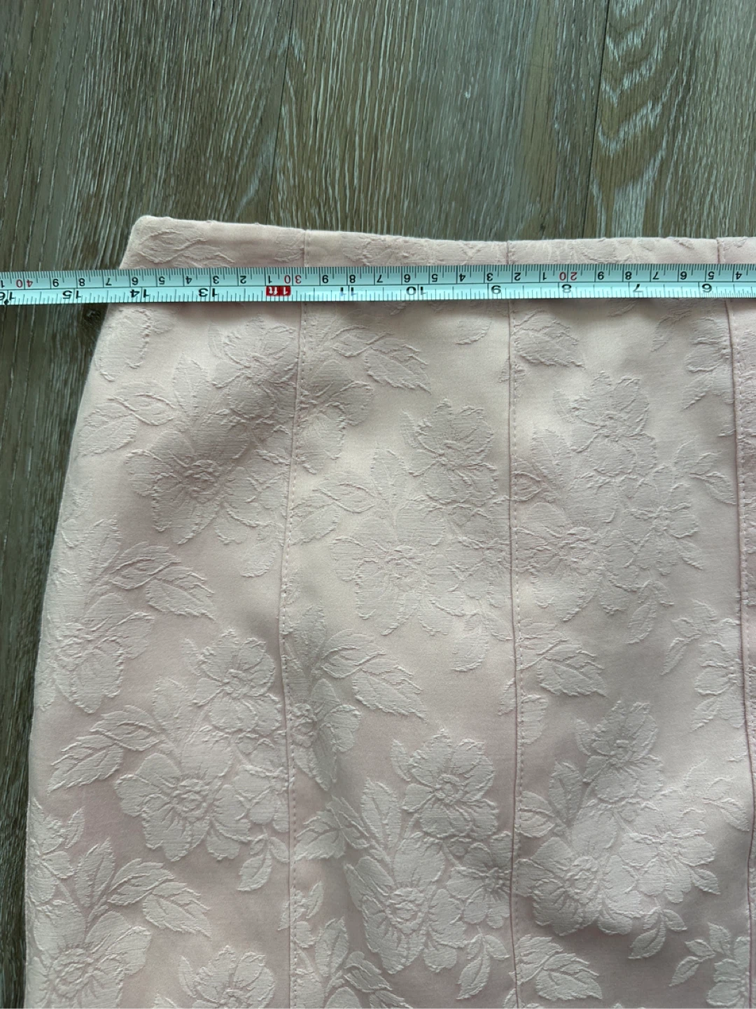 VINTAGE Noviello-Bloom Baby Pink Floral Jacquard Mini Skirt - photo 3