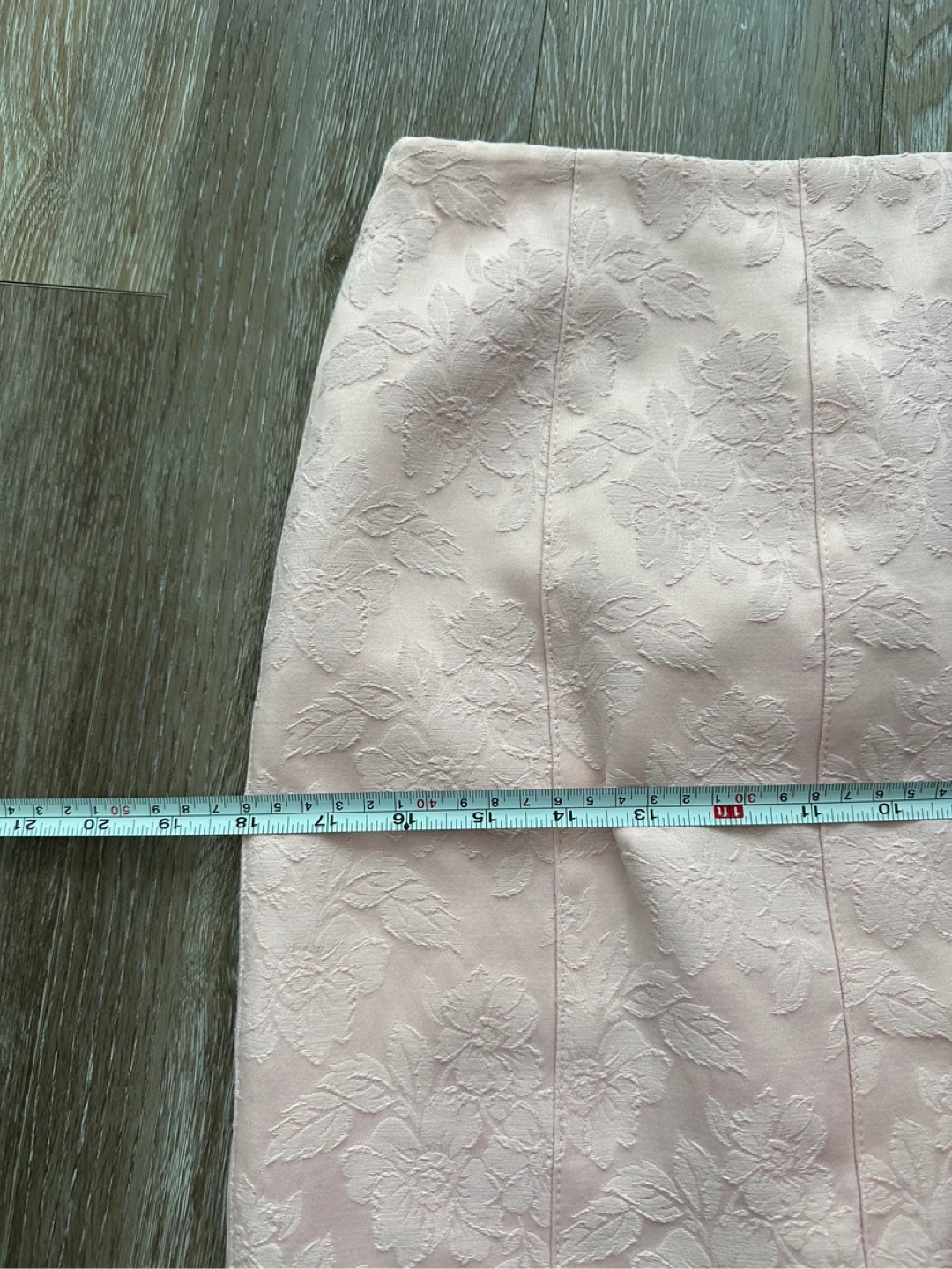 VINTAGE Noviello-Bloom Baby Pink Floral Jacquard Mini Skirt - photo 4