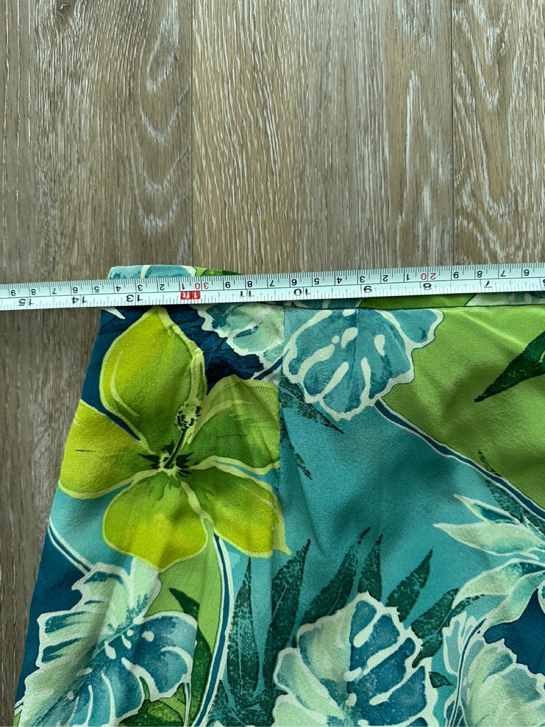Vintage Nygård Collection Silk Floral Skirt Size 8 - photo 5