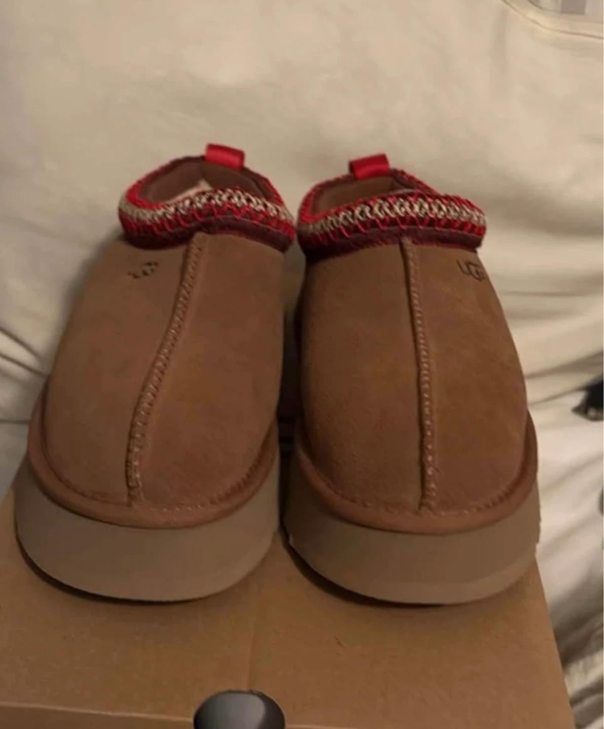 Women Ugg Tasman chestnut size 8 platform comes with box