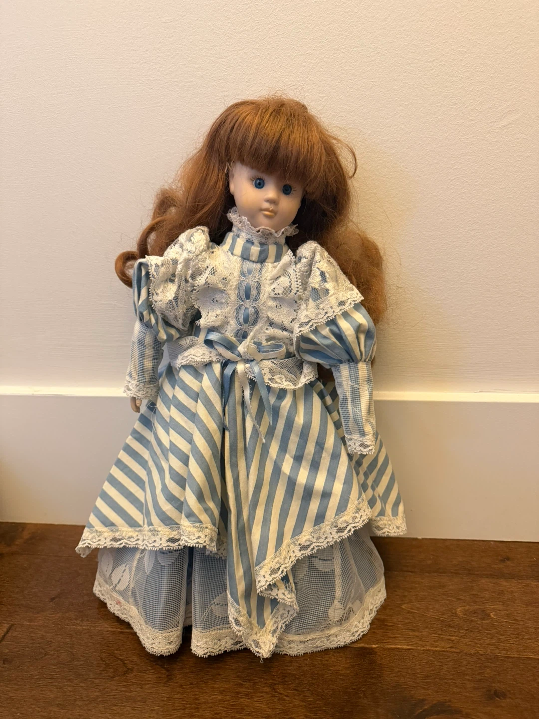 Six Porcelain Dolls - photo 5